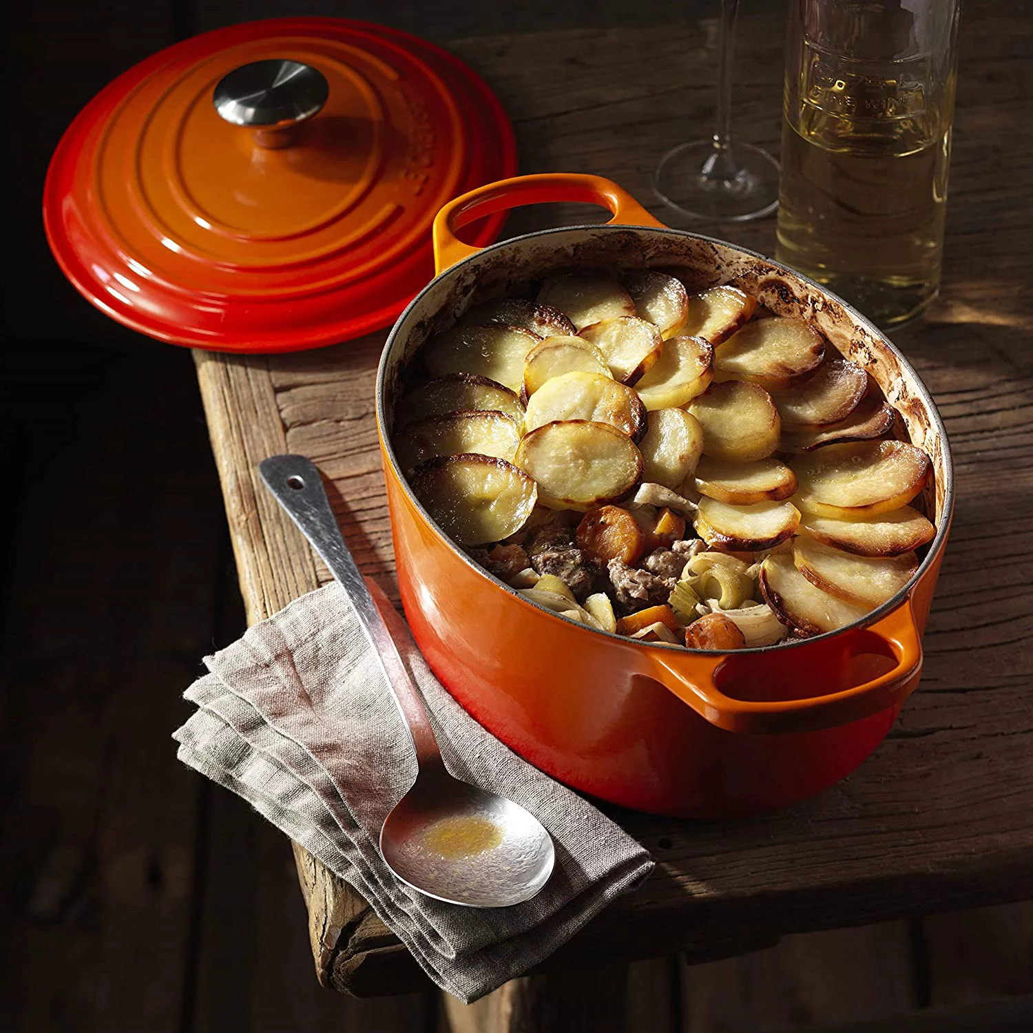 Le Creuset Signature 5 qt. Oval Dutch Oven in Flame