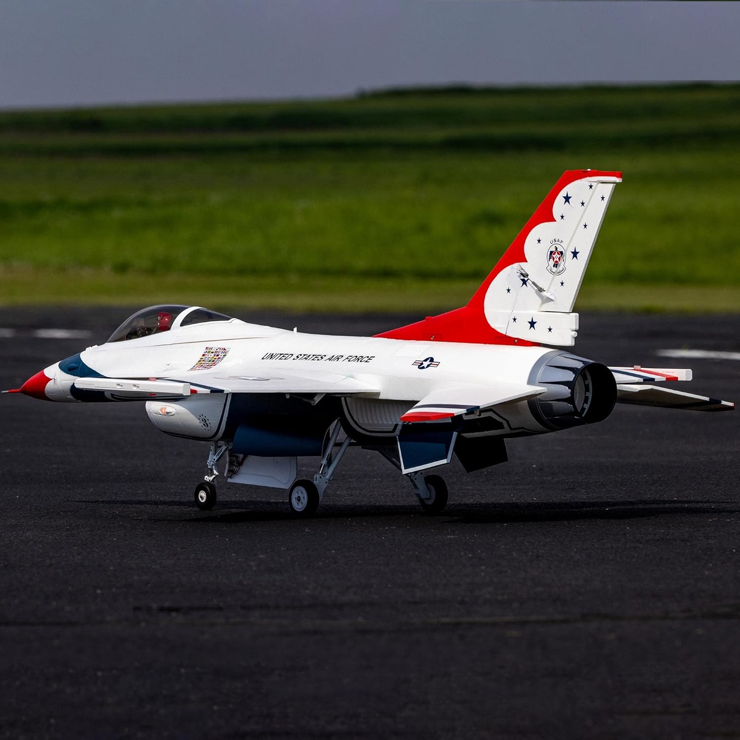 E-flite RC Airplane F-16 Thunderbirds 80mm EDF BNF Basic Transmitter Battery and Charger Not Included with AS3X and Safe Select EFL87950 Airplanes Bind and Fly Electric