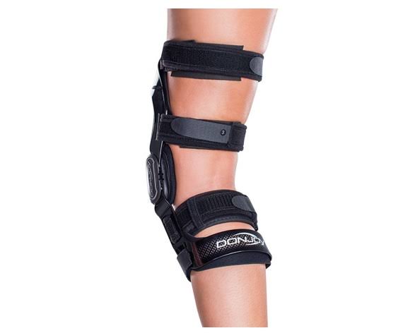 DonJoy FullForce Ligament Knee Brace (Size: Medium, Compartment: CI, Length: Standard, Side: Left)