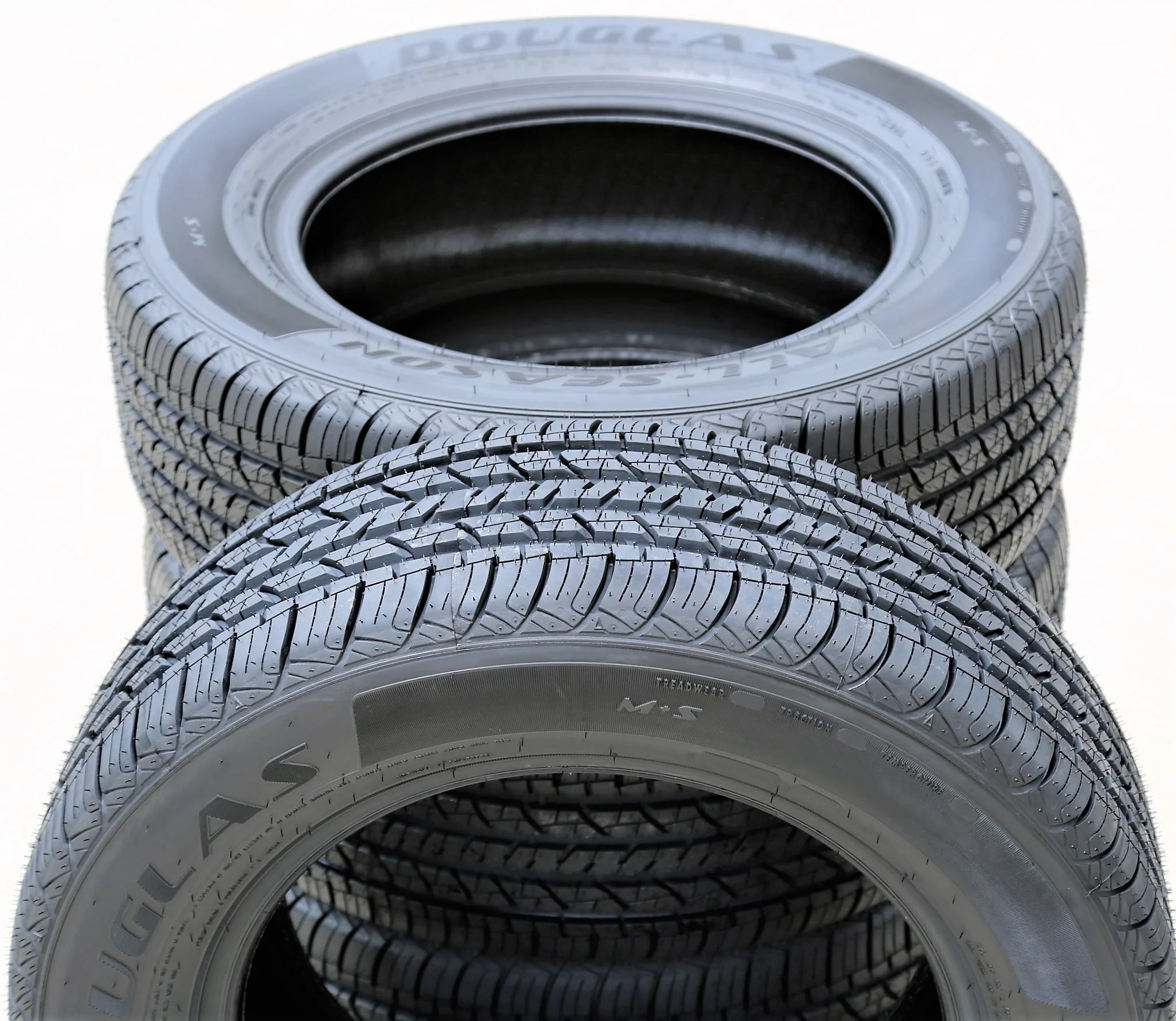 Douglas Douglas All-Season 215/60R15 94H All-Season Tire