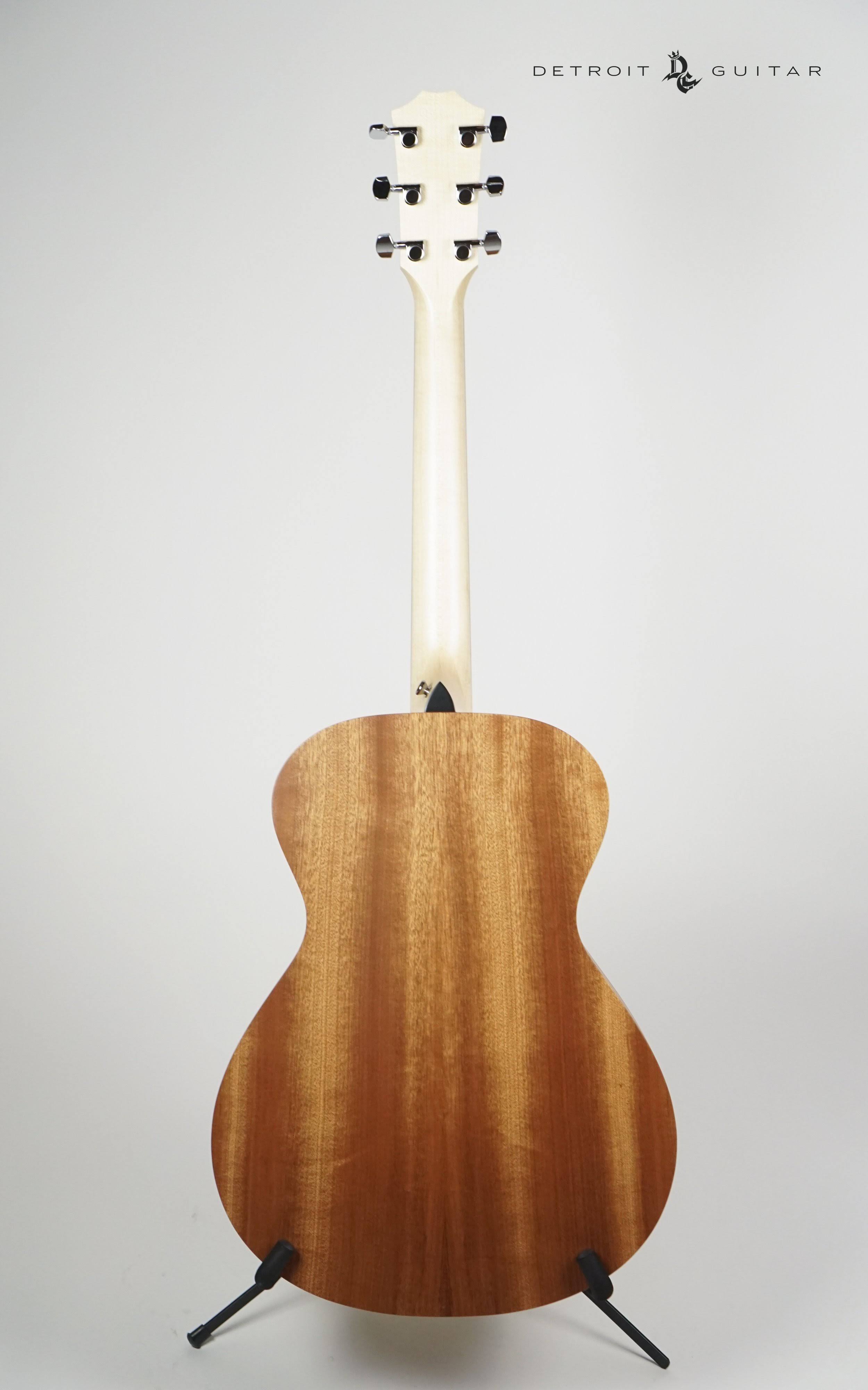 Taylor Academy 12 Grand Concert Acoustic Guitar