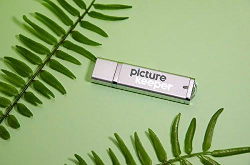 Picture Keeper 32GB Portable Flash USB Photo Backup and Storage Device