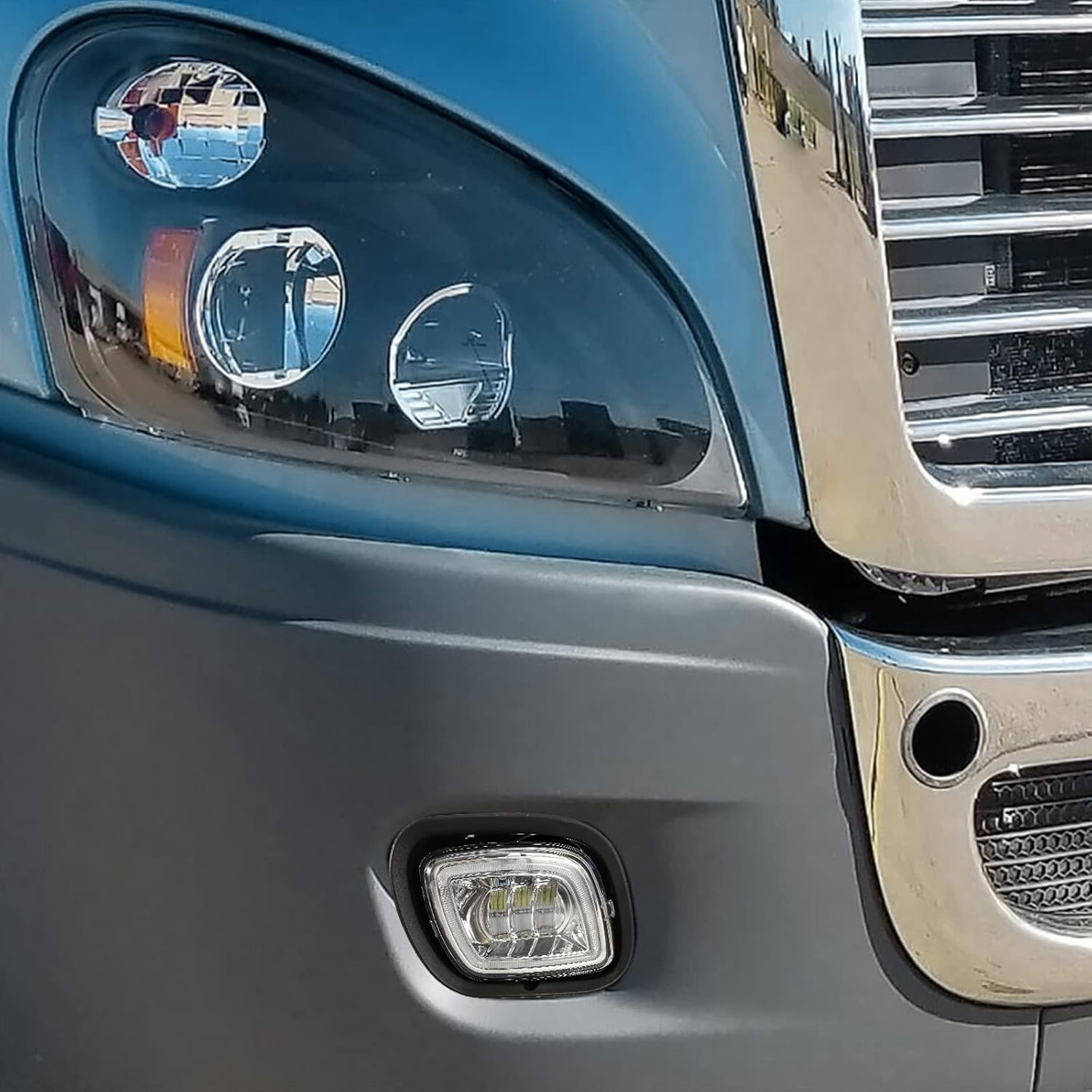 Partsam Pair Fog Lights Lamps with LED Halo Ring for Freightliner Cascadia 2008-2017 Clear Lens White Light/w Plug/12V