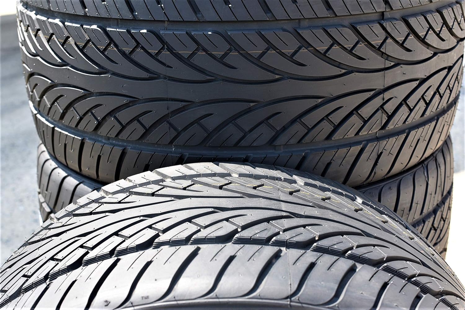 Venom Power Ragnarok Zero Summer High Performance Radial Tire-285/25R22 285/25ZR22 285/25/22 285/25-22 95W Load Range XL 4-Ply BSW Black Side Wall
