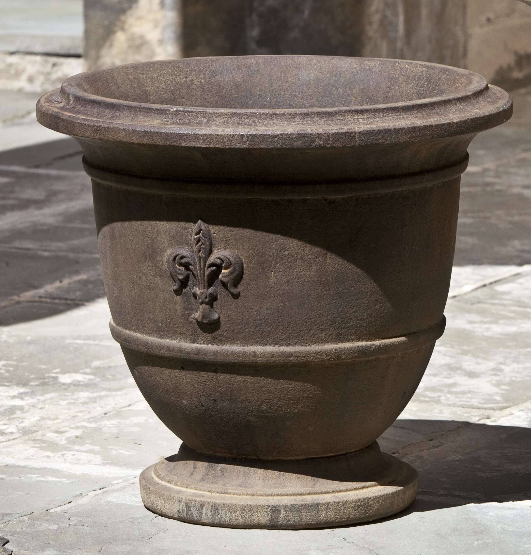 Campania International Fleur De Lis Natural Small Urn
