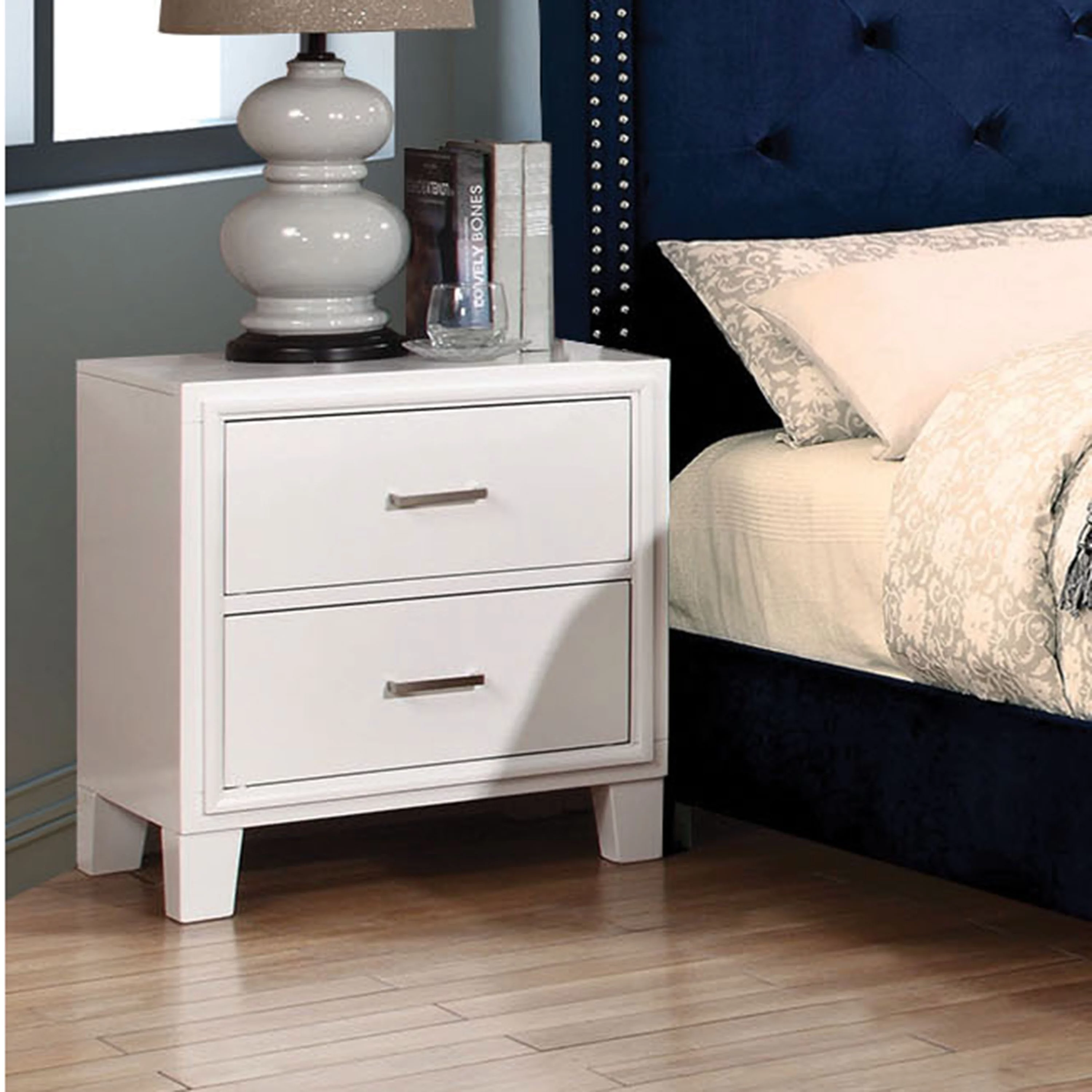 Furniture of America Malt Contemporary White Wood 2-Drawer Nightstand by