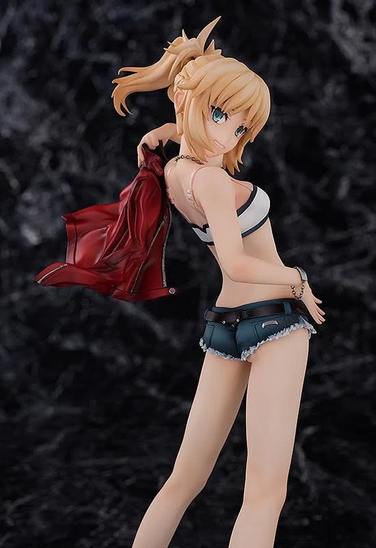 Fate/Apocrypha Saber of Red (Mordred) 1/7 Scale Figure