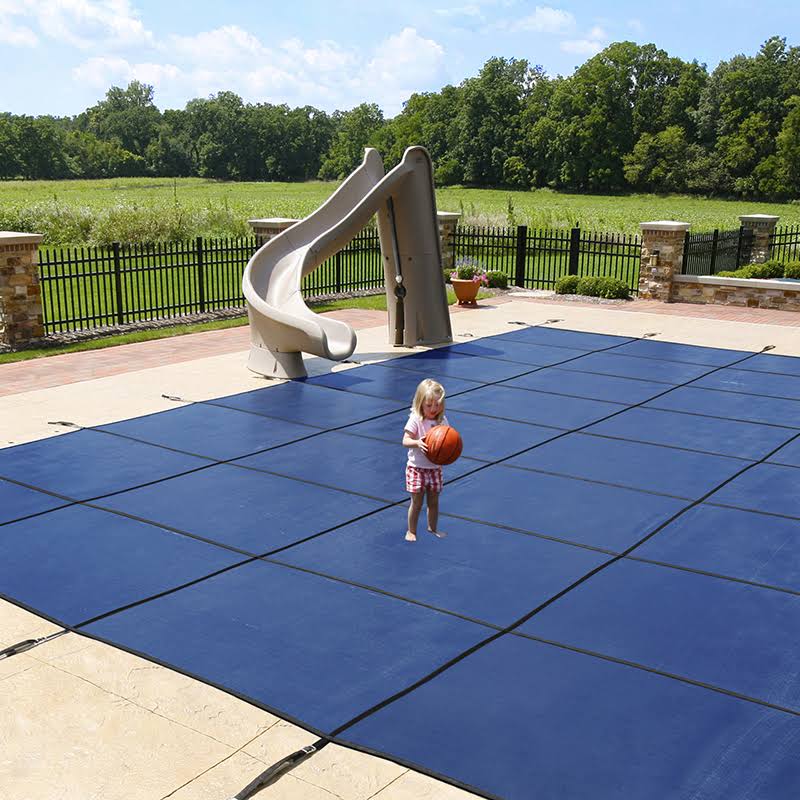Arctic Armor WS2028B Blue 20-Year Ultra Light Solid Safety Cover for 14-ft x 28-ft Pool w/ Left Step