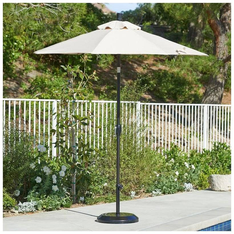California Umbrella 7.5& Market Patio Umbrella in Dolce Oasis