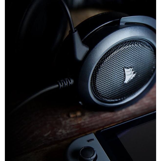 Corsair HS60 Surround Gaming Headset - White/Black