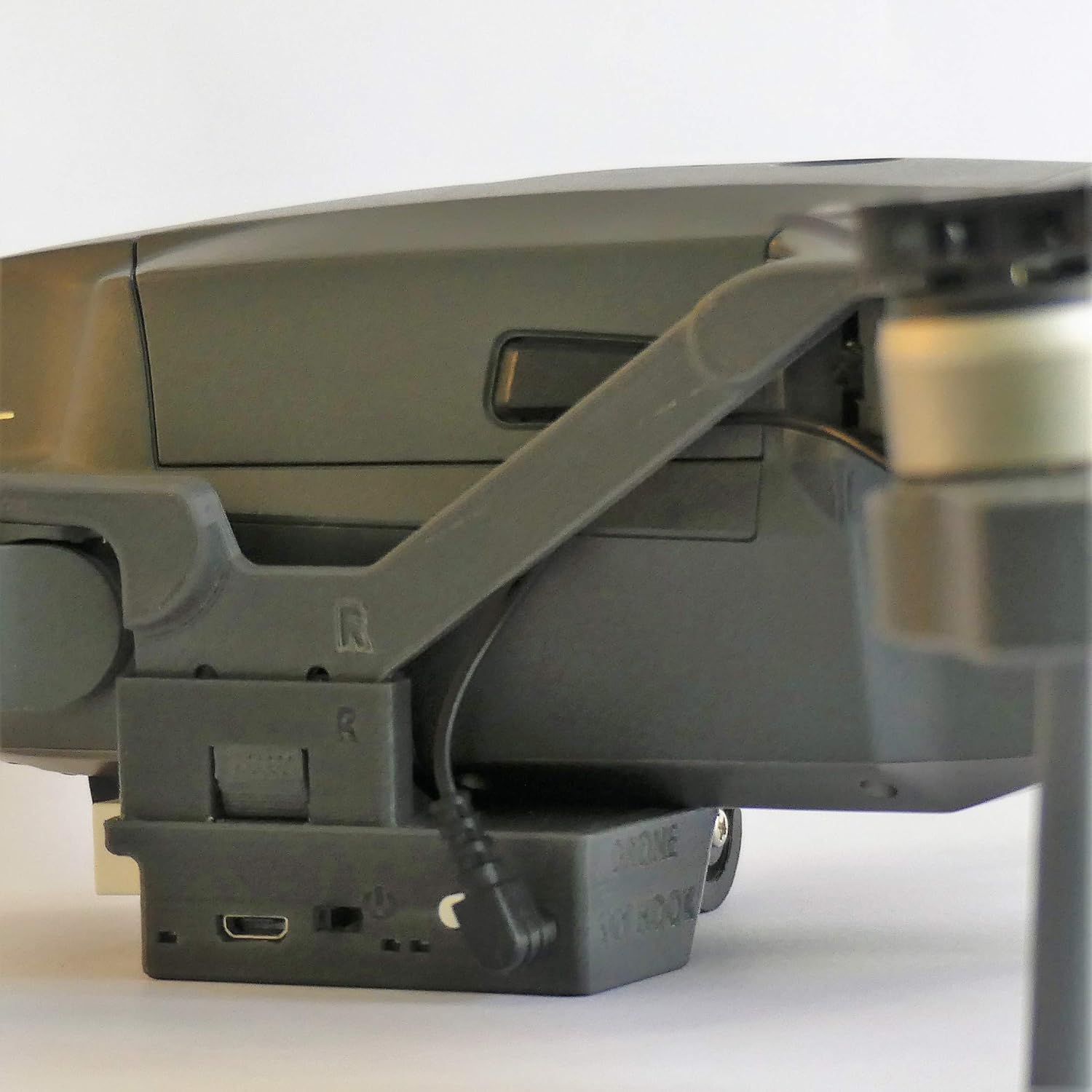 Release and Drop Professional Device for DJI Mavic 1 Pro/Platinum – Drone Fishing, Bait Release, Load Delivery, Search and Rescue and Fun – U.S. Patent - by DRONE SKY HOOK