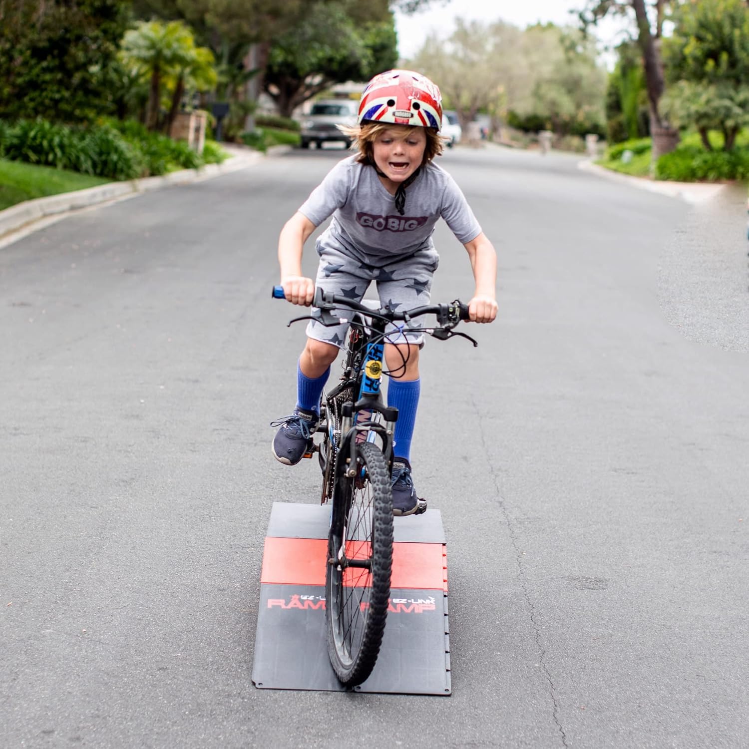 SlideWhizzer Skateboard Ramp Bike Ramp Skate Ramp RC Ramp BMX Ramp RC Car Ramp for Kids Jumping - Mini Ramp Skateboard Accessories for Boys and Girls - Can be Used as Wheelchair Ramp