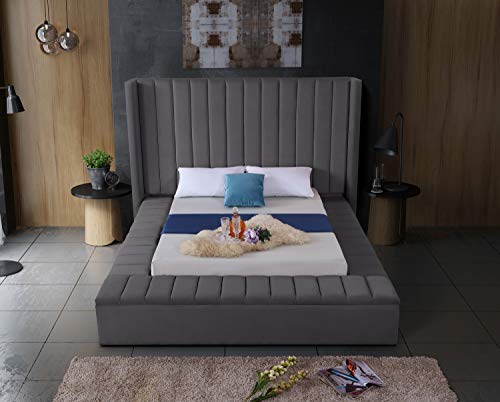 Meridian Furniture Kiki Collection Modern | Contemporary Velvet Upholsterd Bed with Channel Tufting, Siderails and Footboard Storage Compartments, Full, Cream
