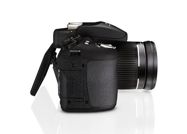 Fujifilm FinePix HS10 10MP Digital Camera (Black)