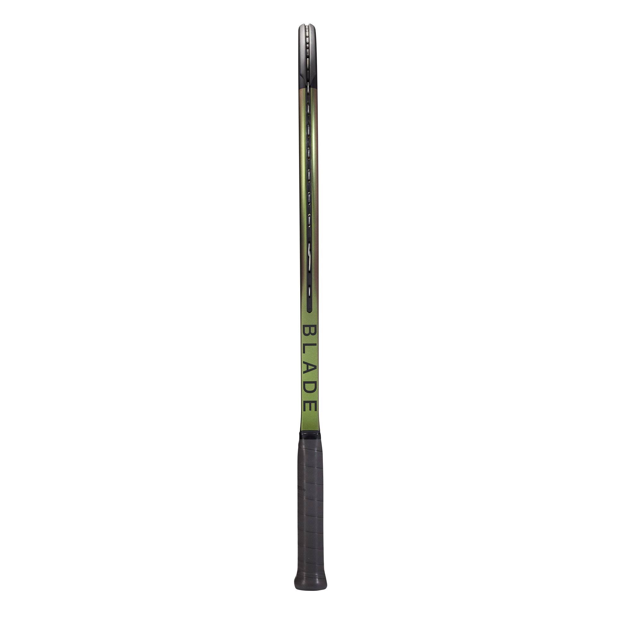 Wilson Blade 98 (16x19) V8 Tennis Racquet