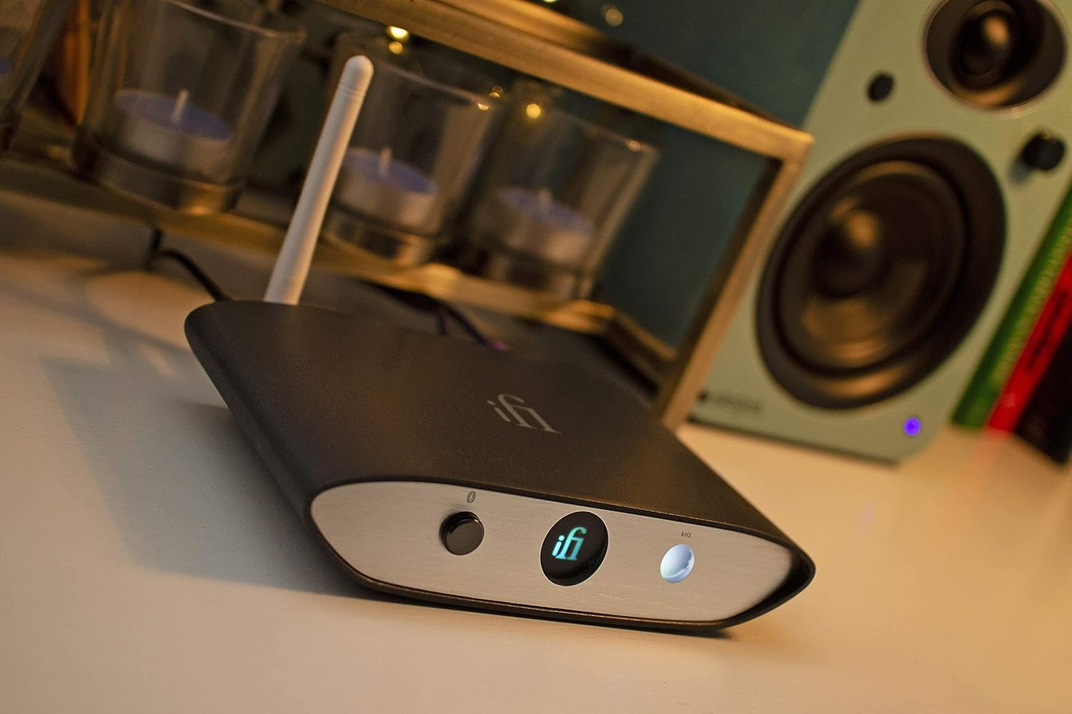iFi Zen Blue HiFi Bluetooth Receiver Desktop DAC/Adapter - Wireless Input/Outputs - Optical/Coaxial/SPDIF/RCA / 4.4 Balanced - Audio System Upgrade (Unit Only)