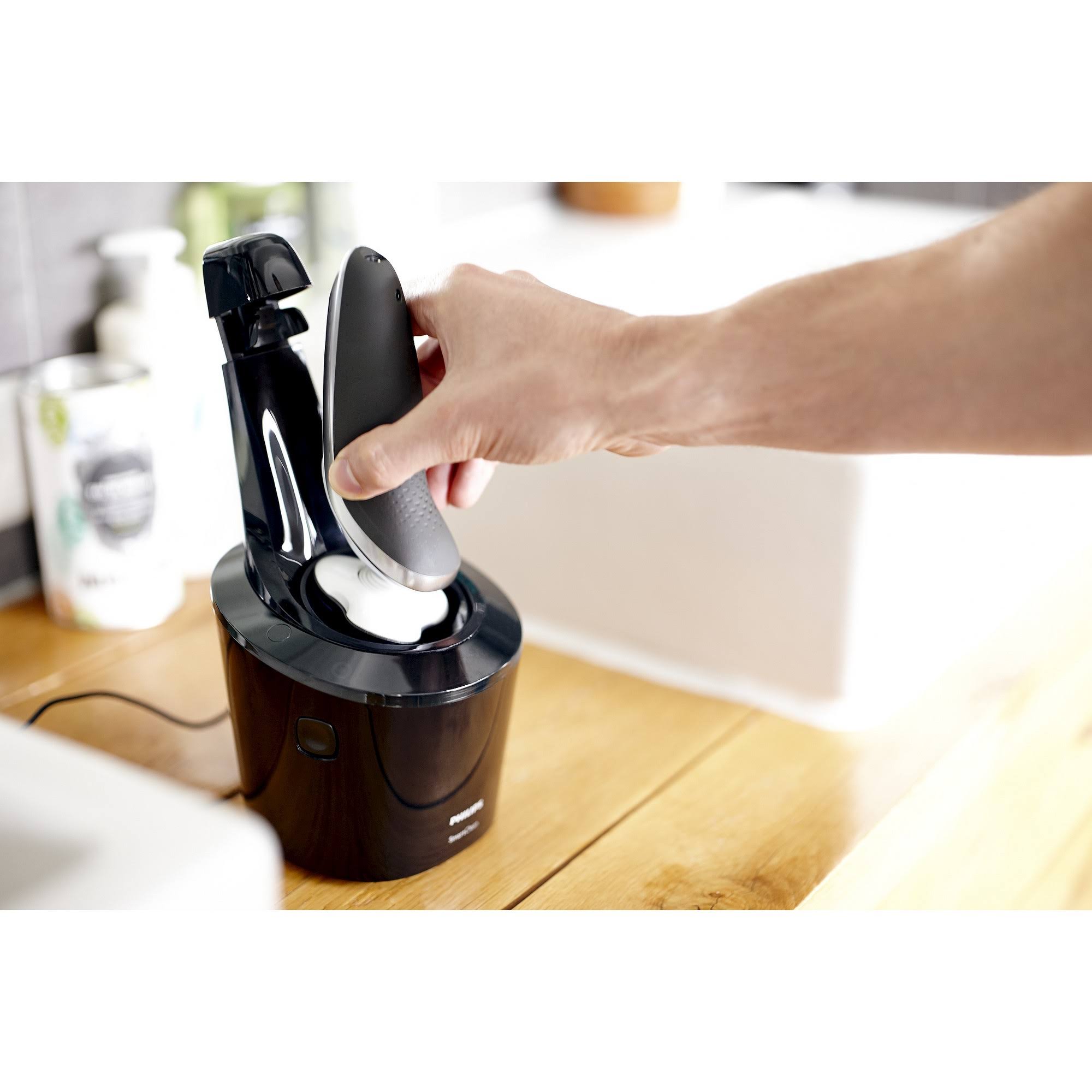 Norelco Series 7000 Shaver, 7700