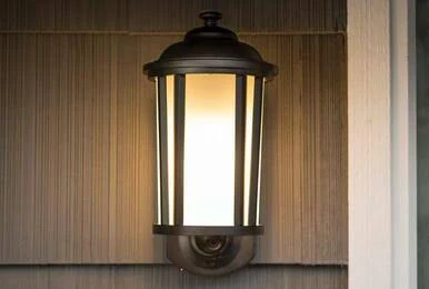 Maximus SPL08-07A1W4-BKT-K1 Tradional Black Smart Security Light HD security camera u0026 smart light