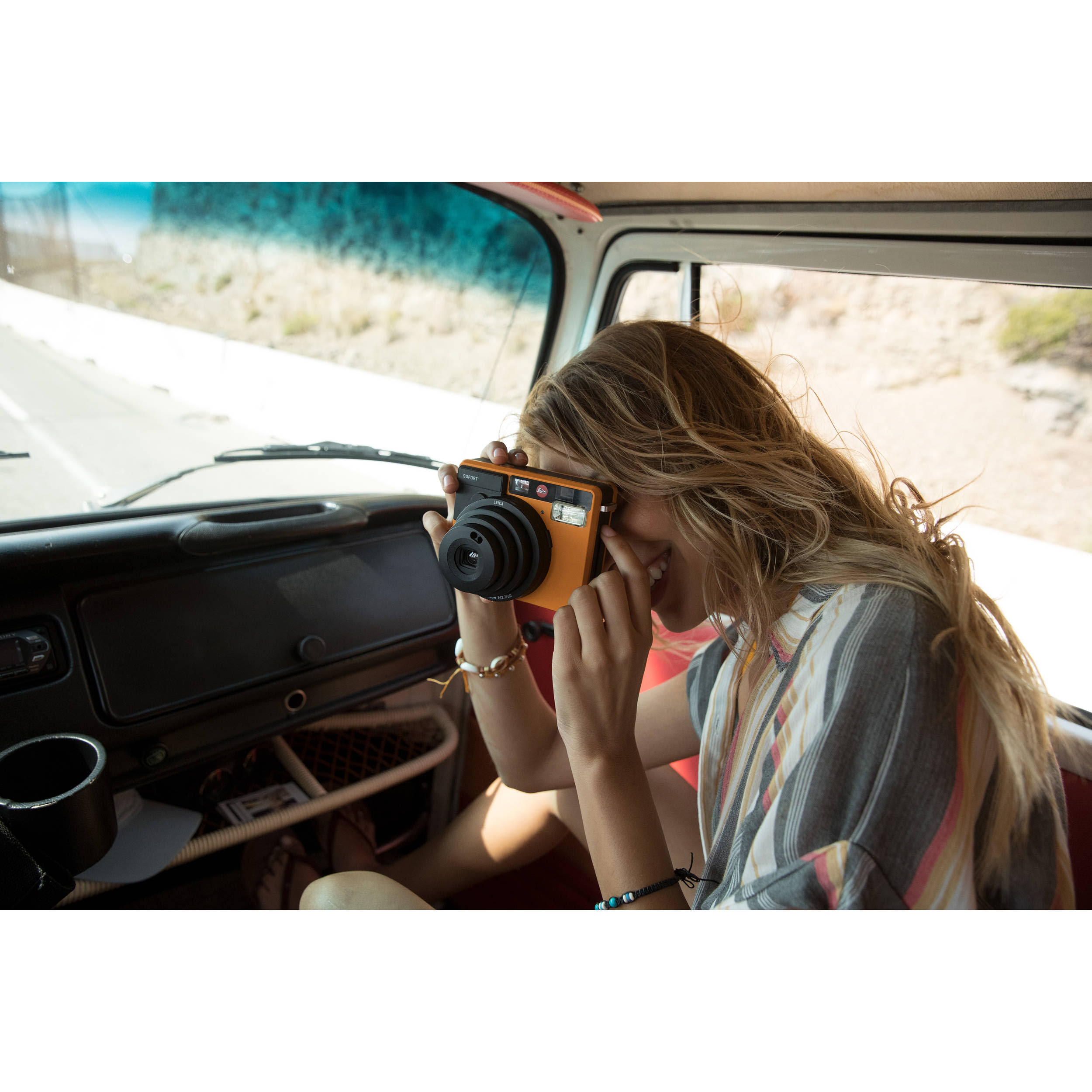 Leica Sofort Instant Camera (Orange)