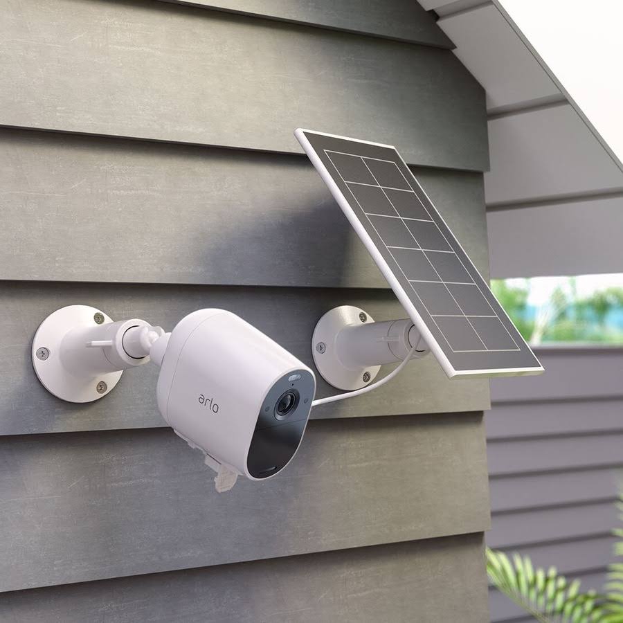 Arlo Essential XL Spotlight Camera
