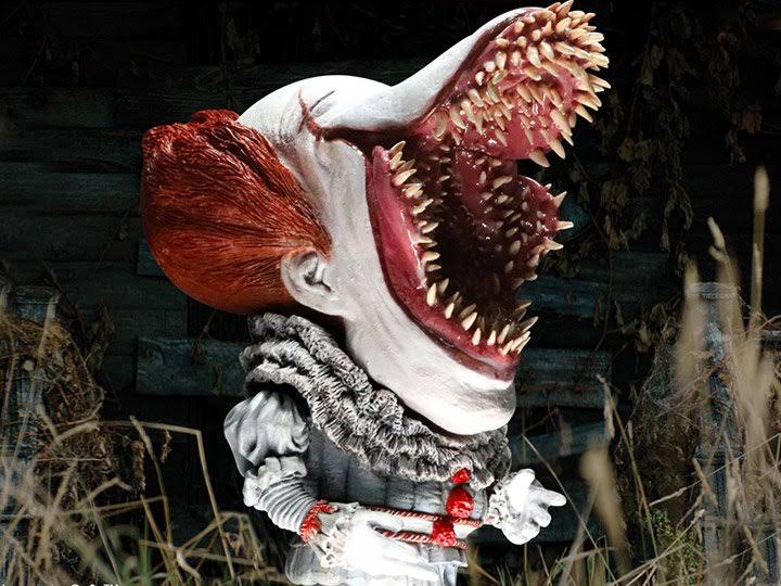 It Pennywise Deformed Scary Ver St Figure