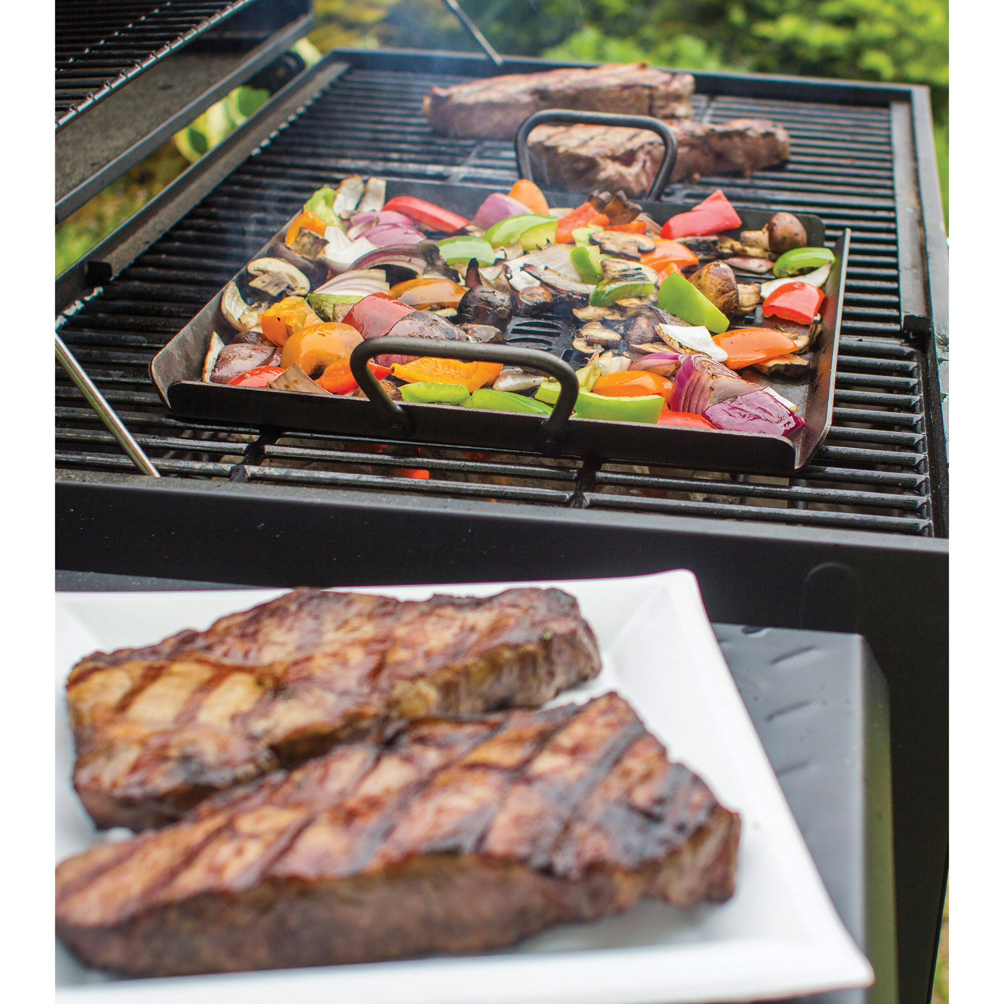 Lodge 13x22 x 12x22 Seasoned Carbon Steel Grilling Pan, Crsgp12