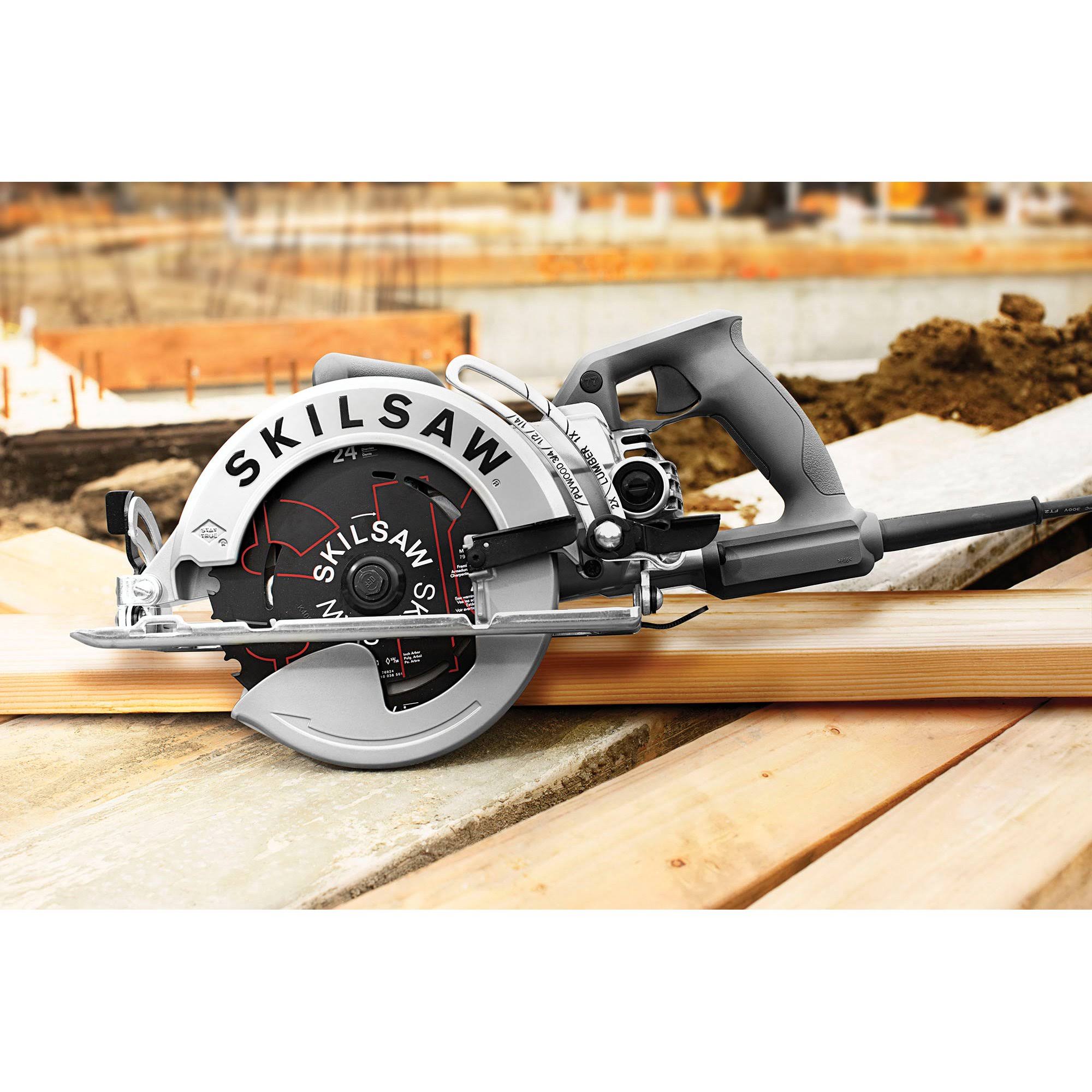 Skilsaw SPT77W-01 7-1/4x22 Worm Drive Circular Saw