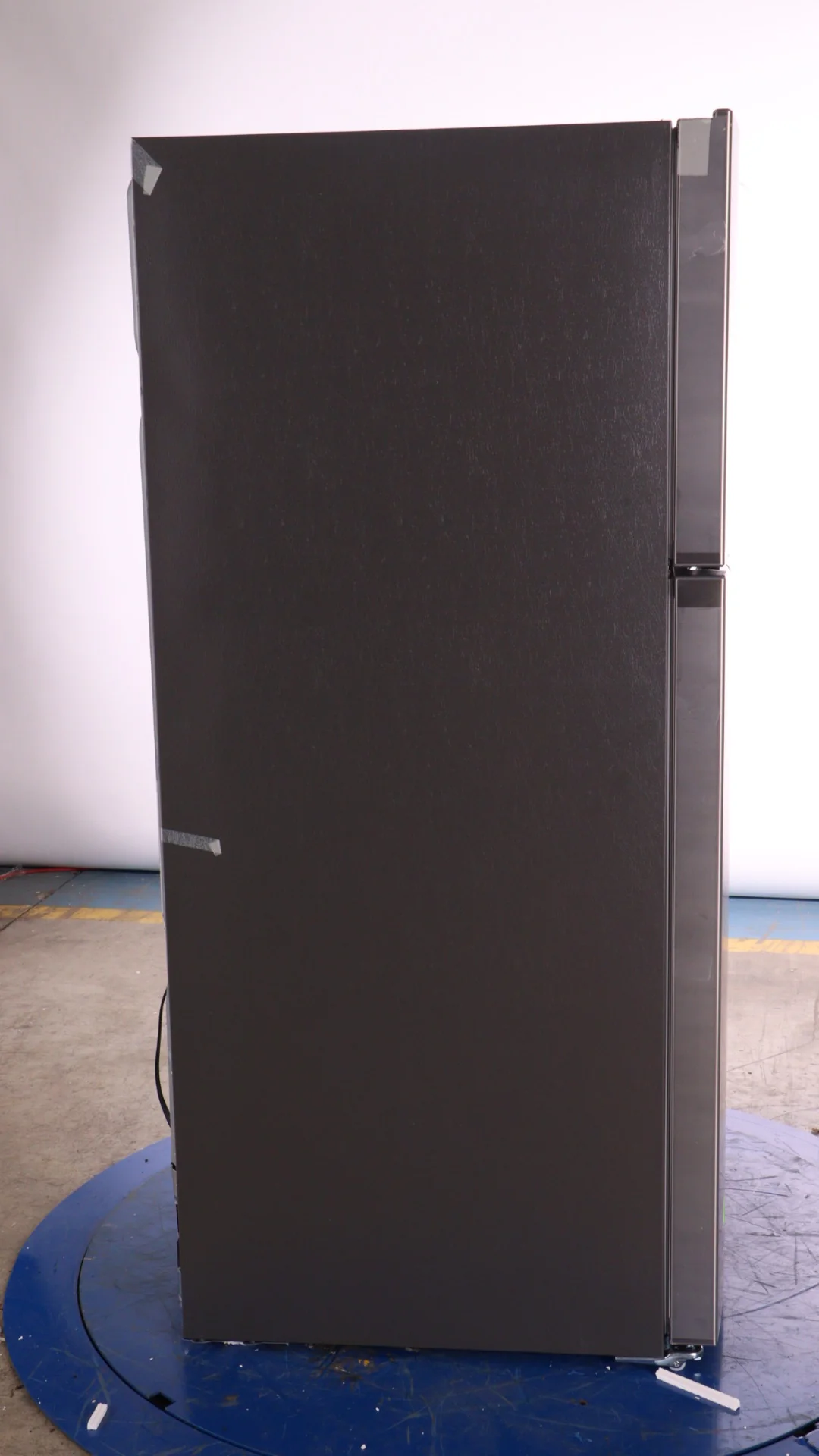 FRIGIDAIRE GALLERY 30 IN. 20.0 CU. FT. STAINLESS STEEL TOP FREEZER REFRIGERATOR - FGHT2055VF