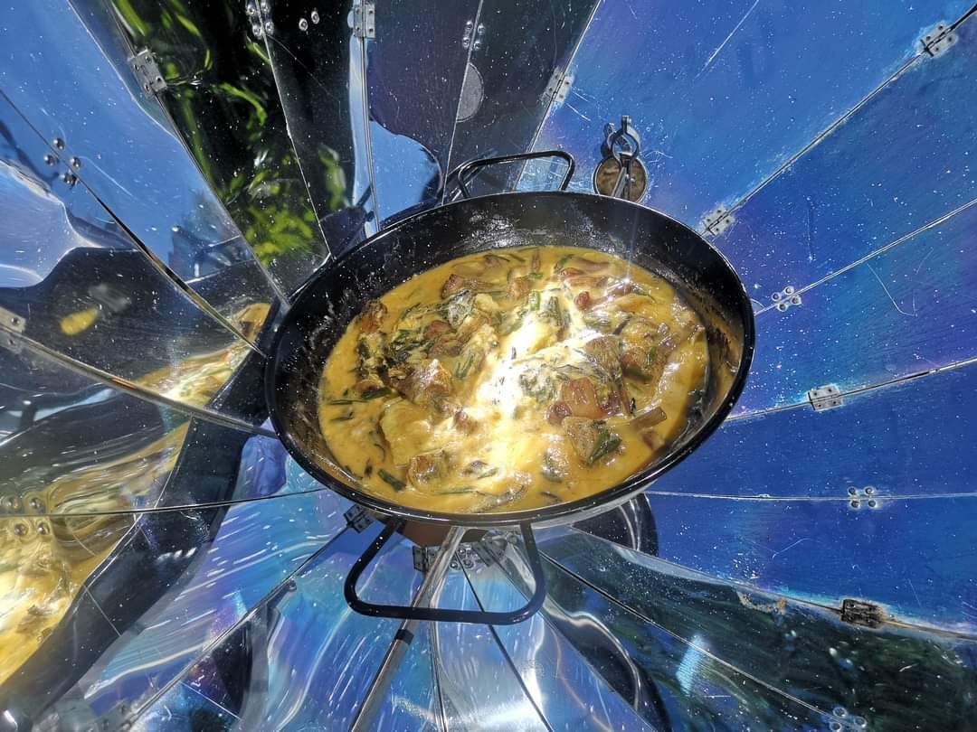 Foldable Solar Oven, Portable, Solar Grill, Solar Cooker, Solar Oven, Aluminum, 400W, Camping, Outdoor Oven, Survival