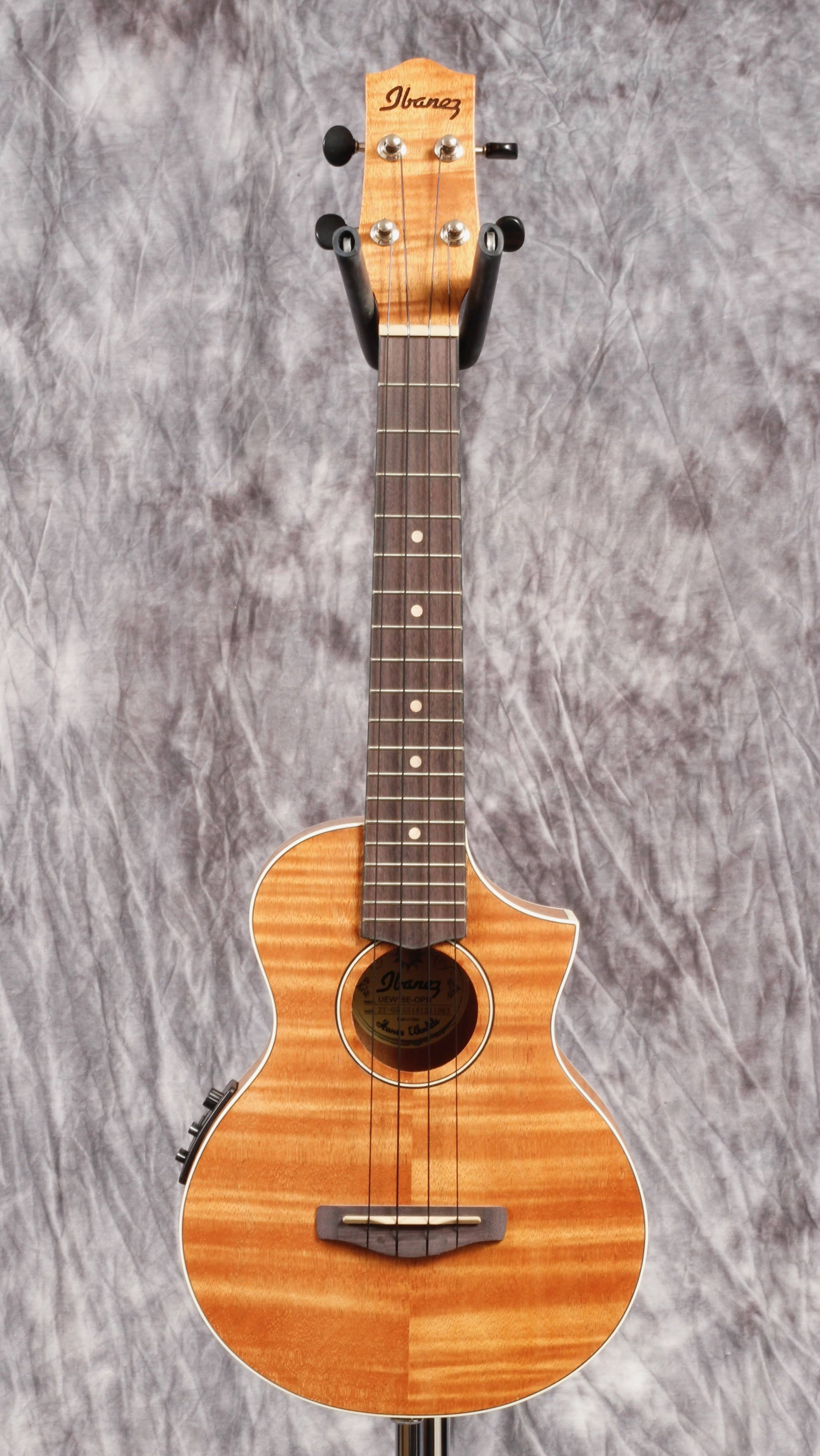 Ibanez UEW15E Acoustic Ukulele, Open Pore Natural