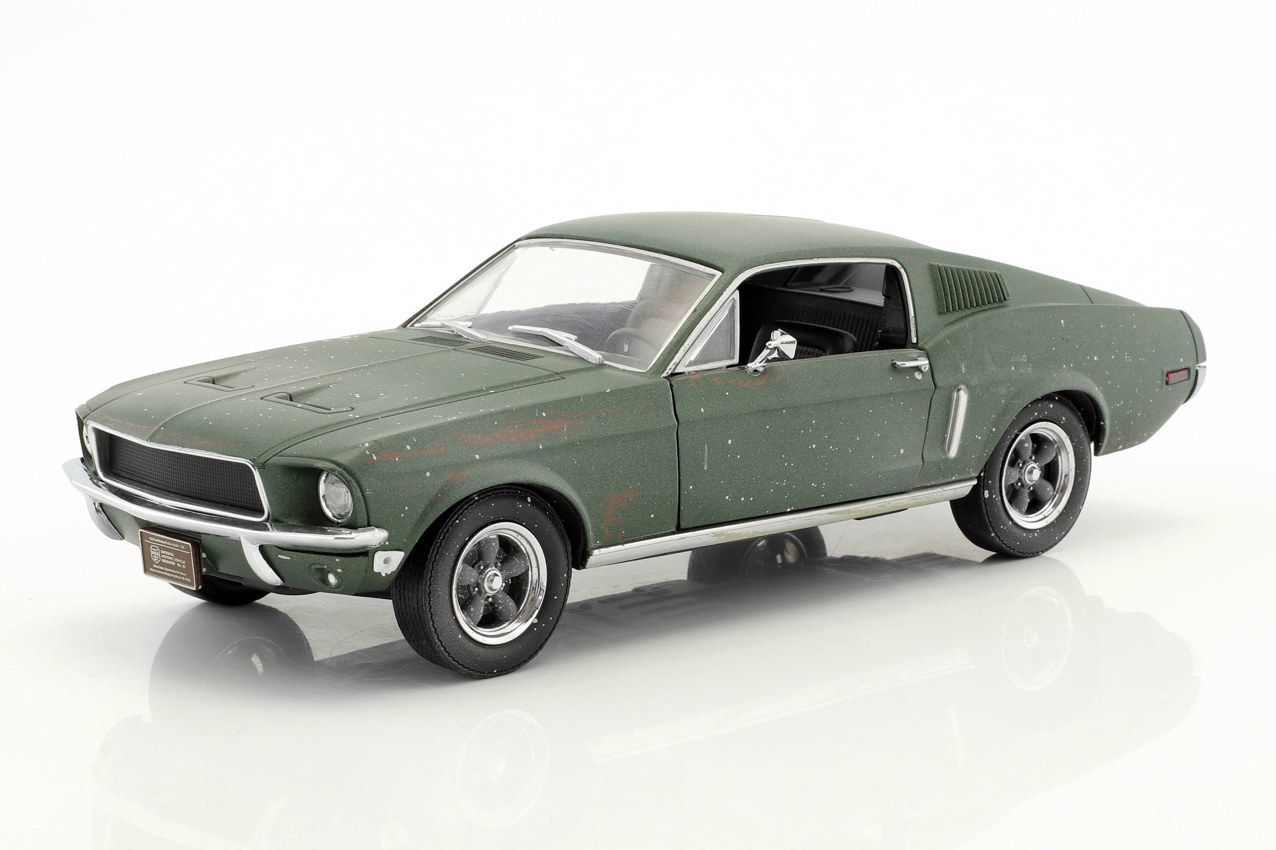 Greenlight 1968 Ford Mustang GT Fastback Green Unrestored Steve McQueen Collection 1930-1980 2018 Detroit Auto Show 1/24 Diecast