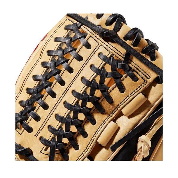 Wilson A2000 D33 11.75x22 Baseball Glove