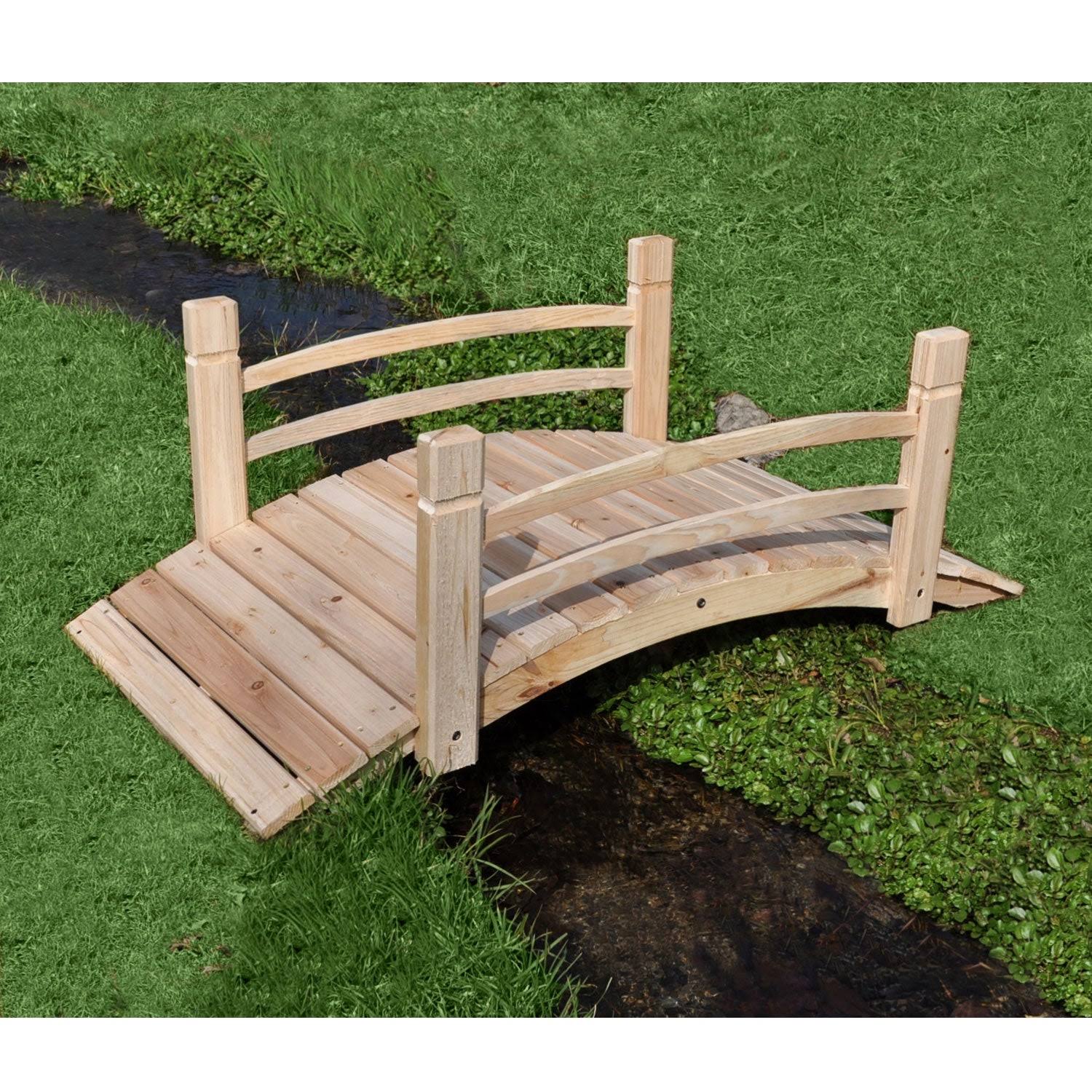 Shine Company 5 ft. Cedar Garden Bridge - Natural