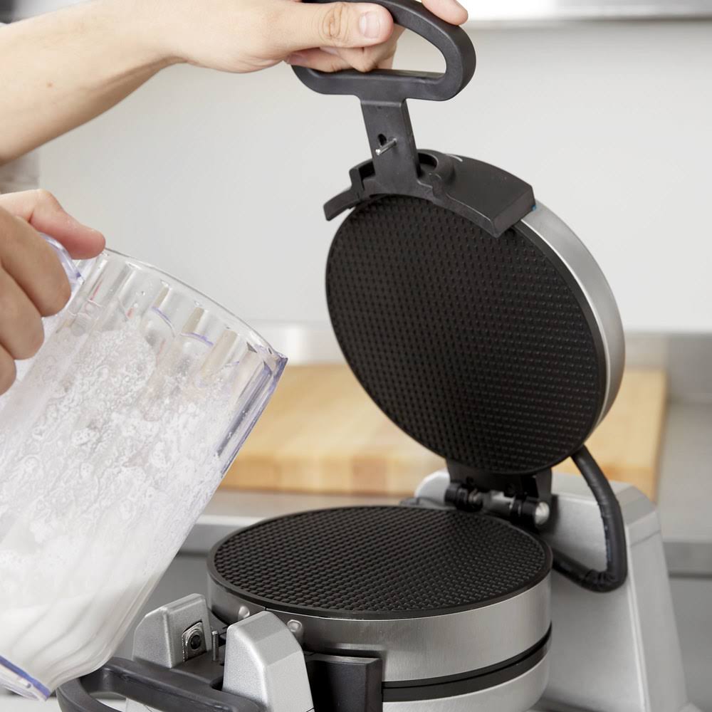 Waring WWCM200 Double Waffle Cone Maker - 120V