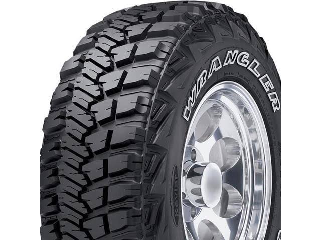 Goodyear Wrangler MT-R with Kevlar LT285/70R17 750434326 Tire