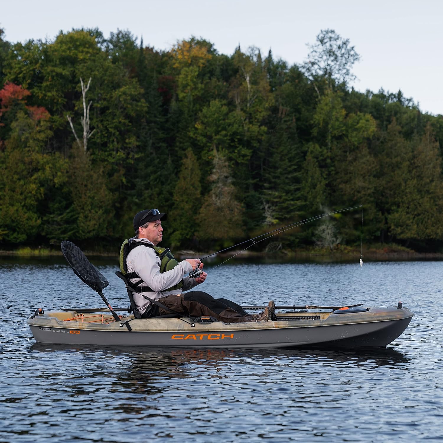 Pelican Catch Classic 100 Angler - Sit-on-Top Fishing Kayak - Ergocast Dual Position Seating System - 10 ft - Outback & Onyx MoveVent Dynamic Paddle Sports Life Vest, Orange, XL/2XL