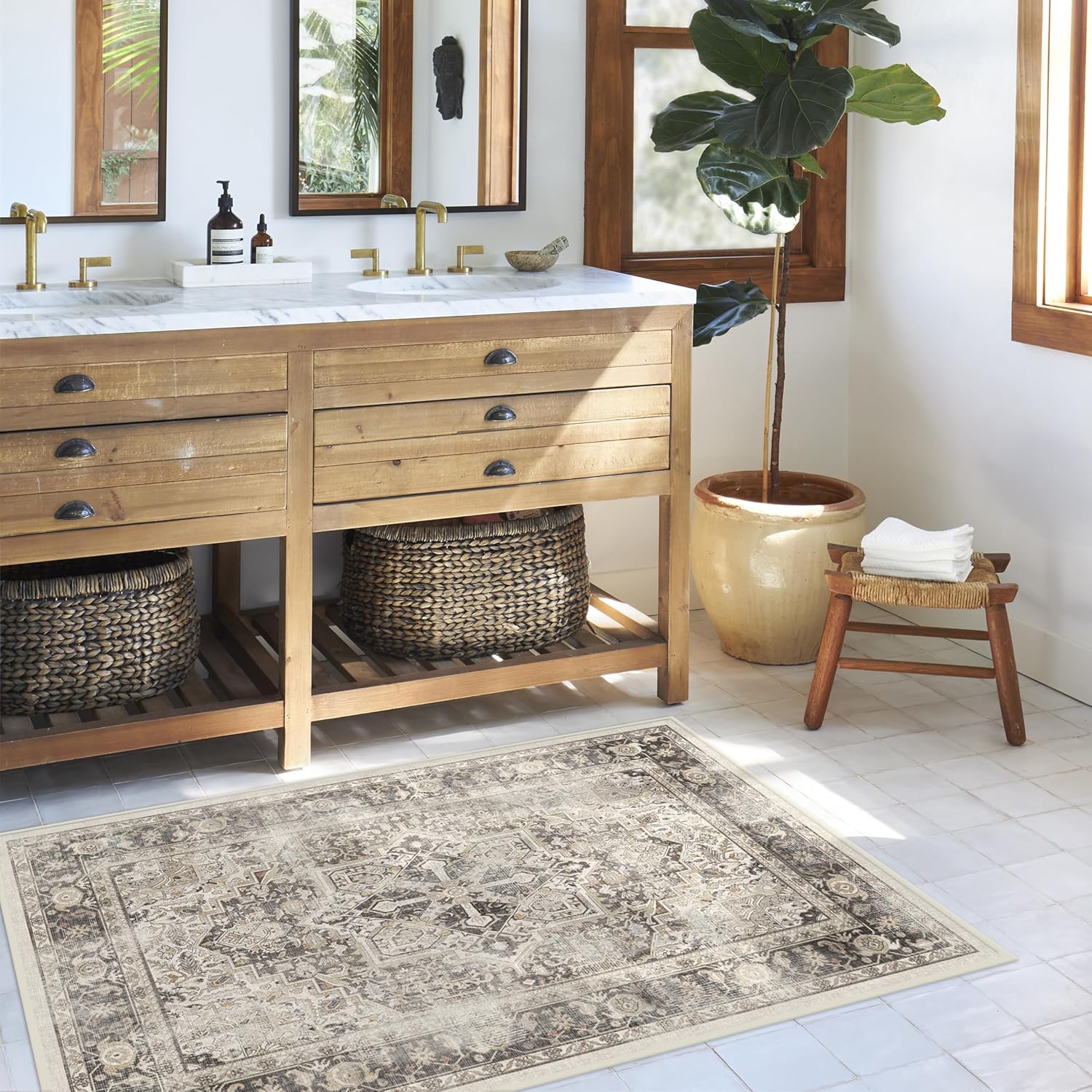 RUGGABLE Kamran Washable Rug - Perfect Vintage Washable Area Rug for Living Room, Kitchen, Bedroom, Kids Room - Stain & Water Resistant, Non-Slip, Pet & Child Friendly - Hazel 4'x6' (Standard Pad)