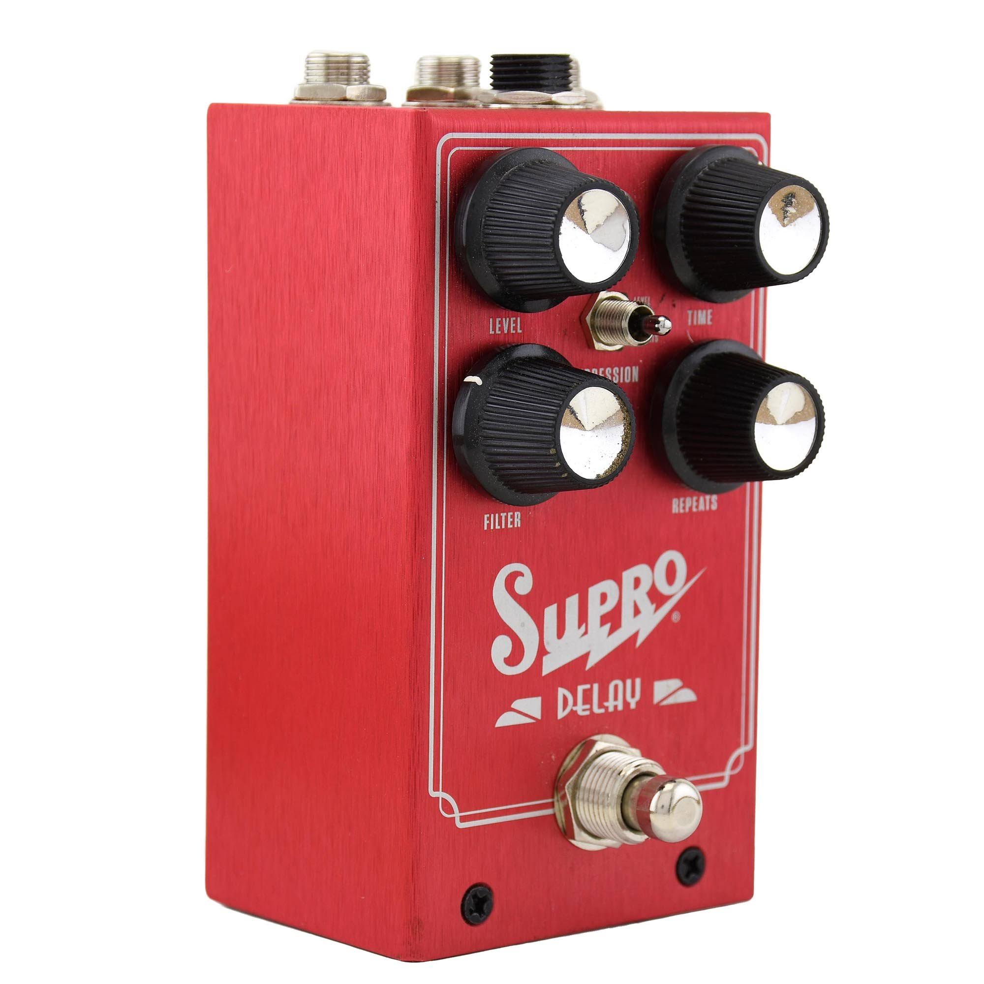 Supro 1313 Analog Delay Pedal