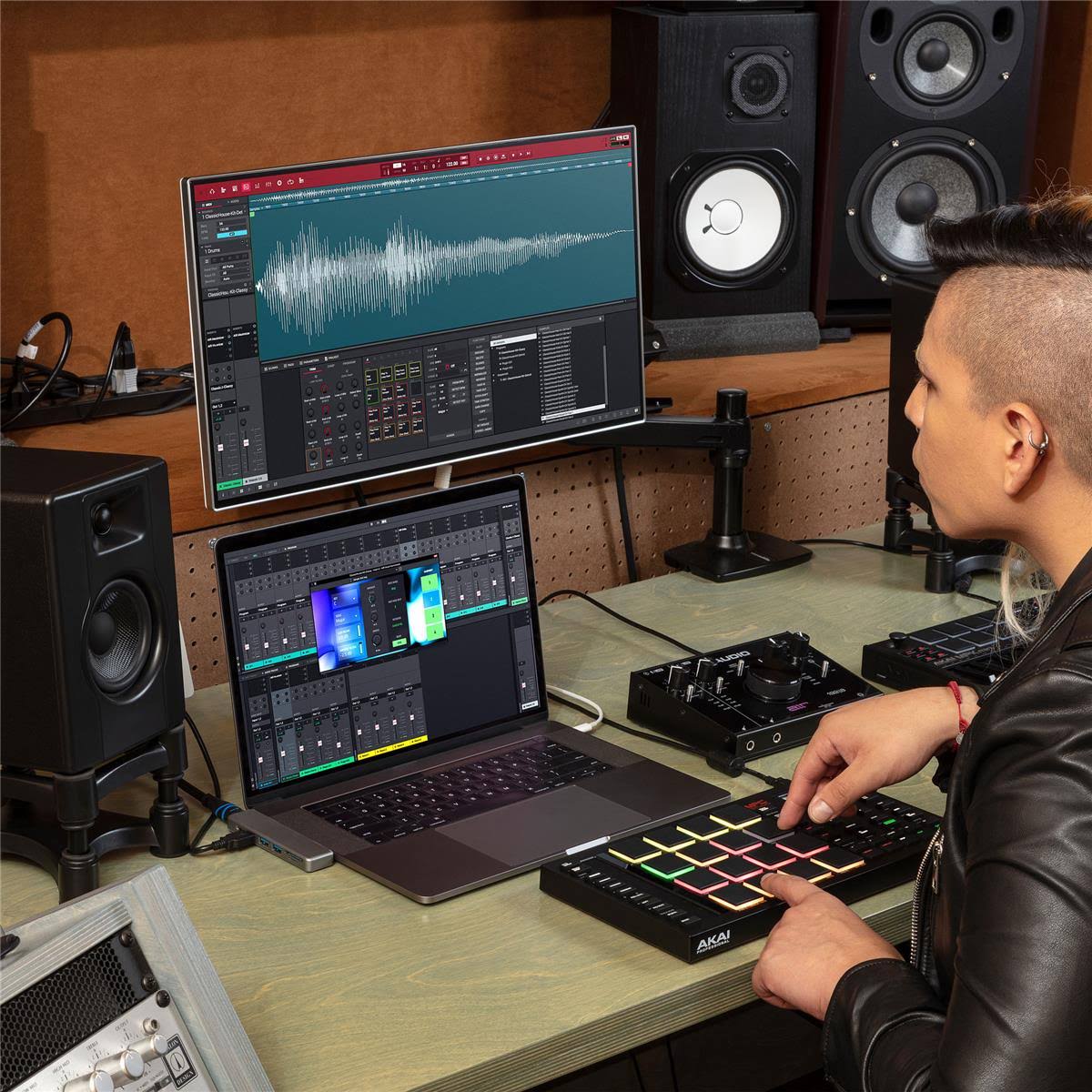 Akai MPC Studio 2 Music Production Controller