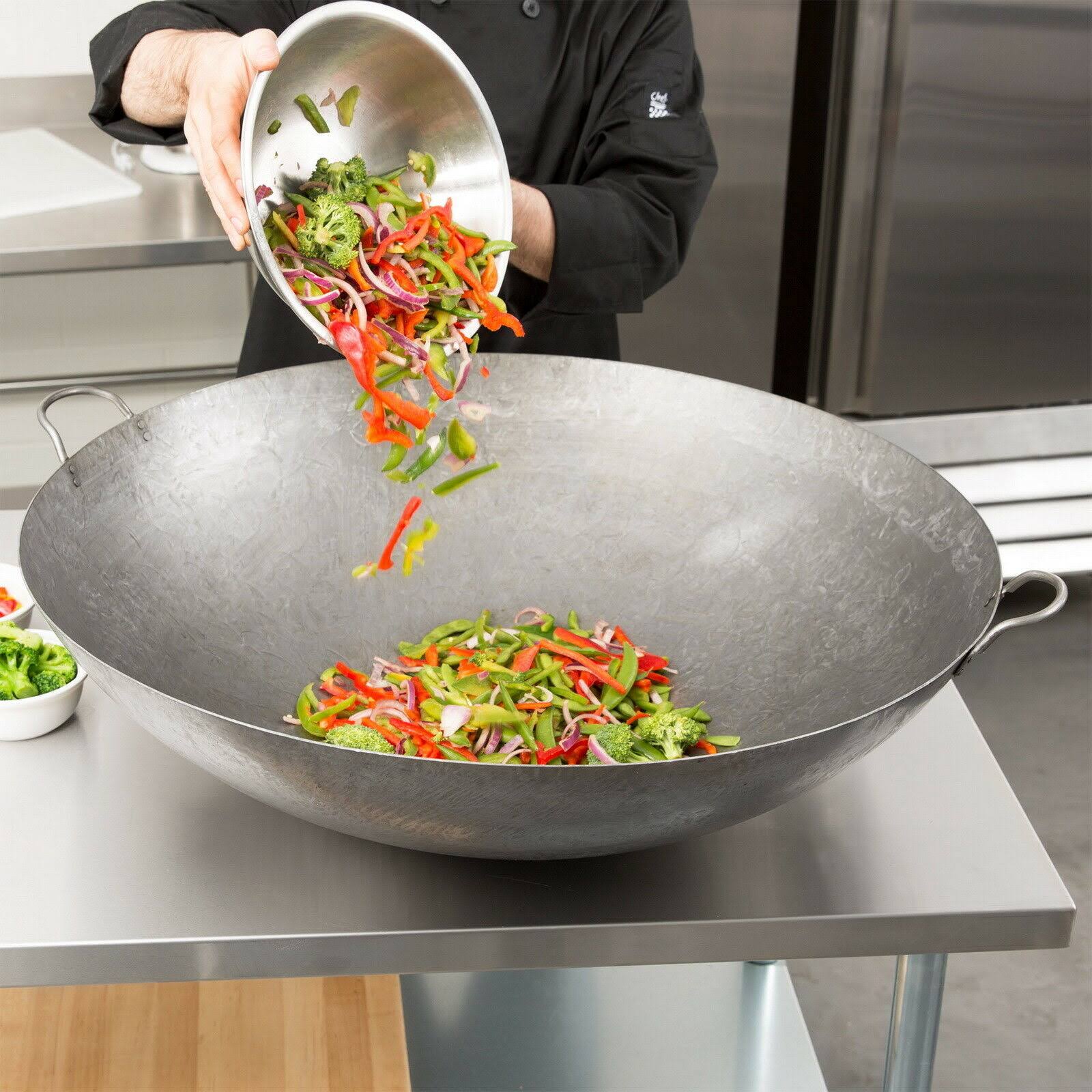 Town 34730 30x22 Hand Hammered Cantonese Wok