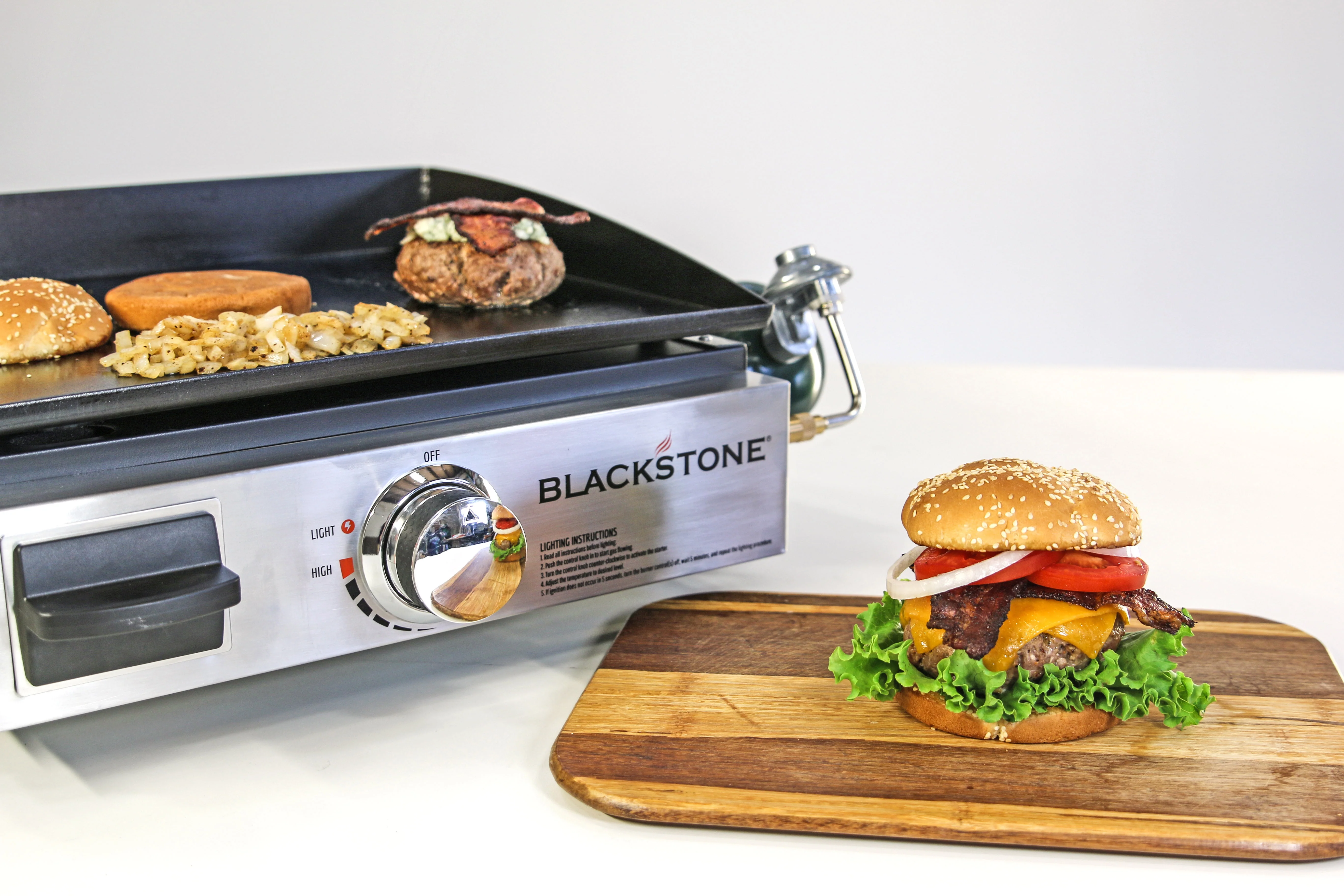 Blackstone 1666 22 Tabletop Griddle Outdoor Grill, 22 inch, Black
