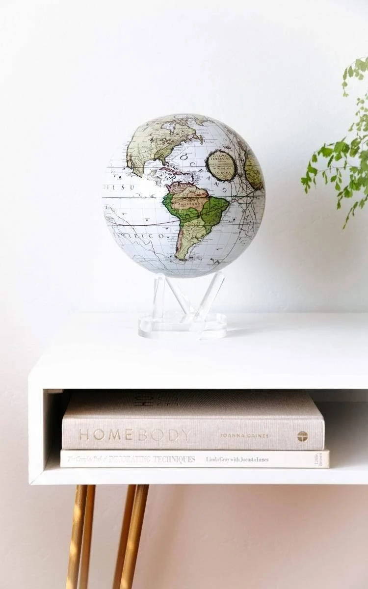 4.5x22 White Cassini Terrestrial MOVA Globe