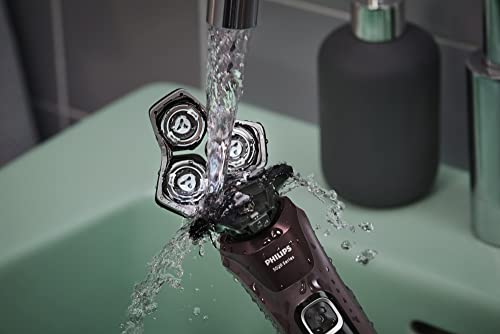 Philips Shaver Series 5000, Wet & Dry Electric Shaver with Cable-free Quick Clean Pod, S5882/50