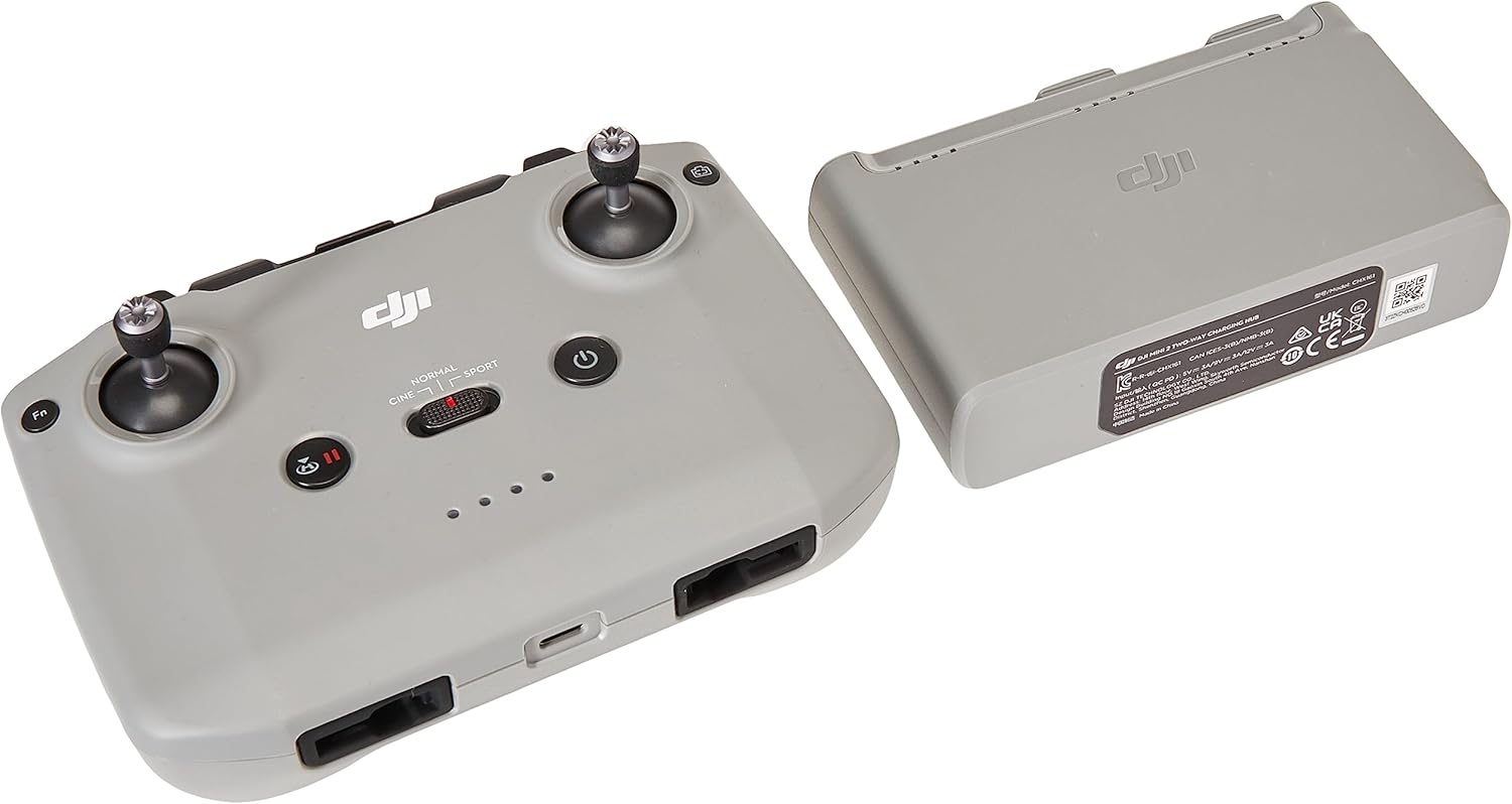 DJI Mini 2 SE Fly More Combo