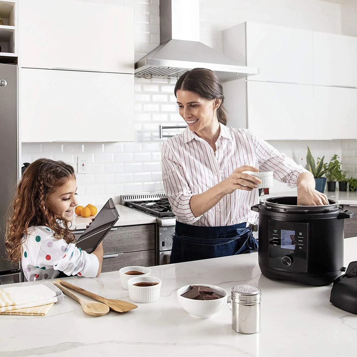 YINCHEN Smart Pressure Cooker 10 Cooking Functions & 18 Features, Built-in Scale, 1000+ Presets & Times & Temps w/App for 600+ Foolproof Guided Recipes, Rice & Slow Electric MultiCooker, 6 Qt