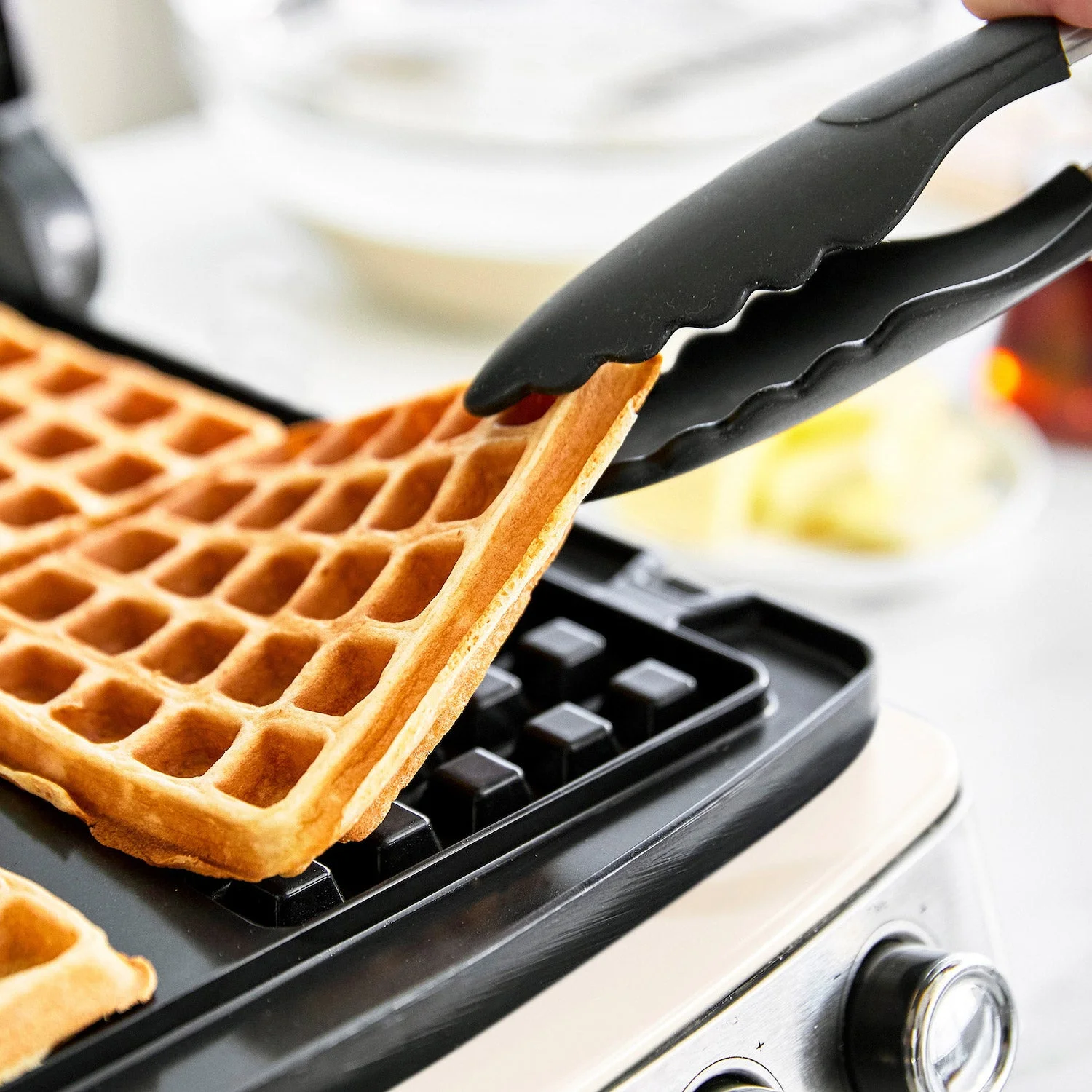 Greenpan 4-Square Waffle Maker for Perfectly Cooked Waffles