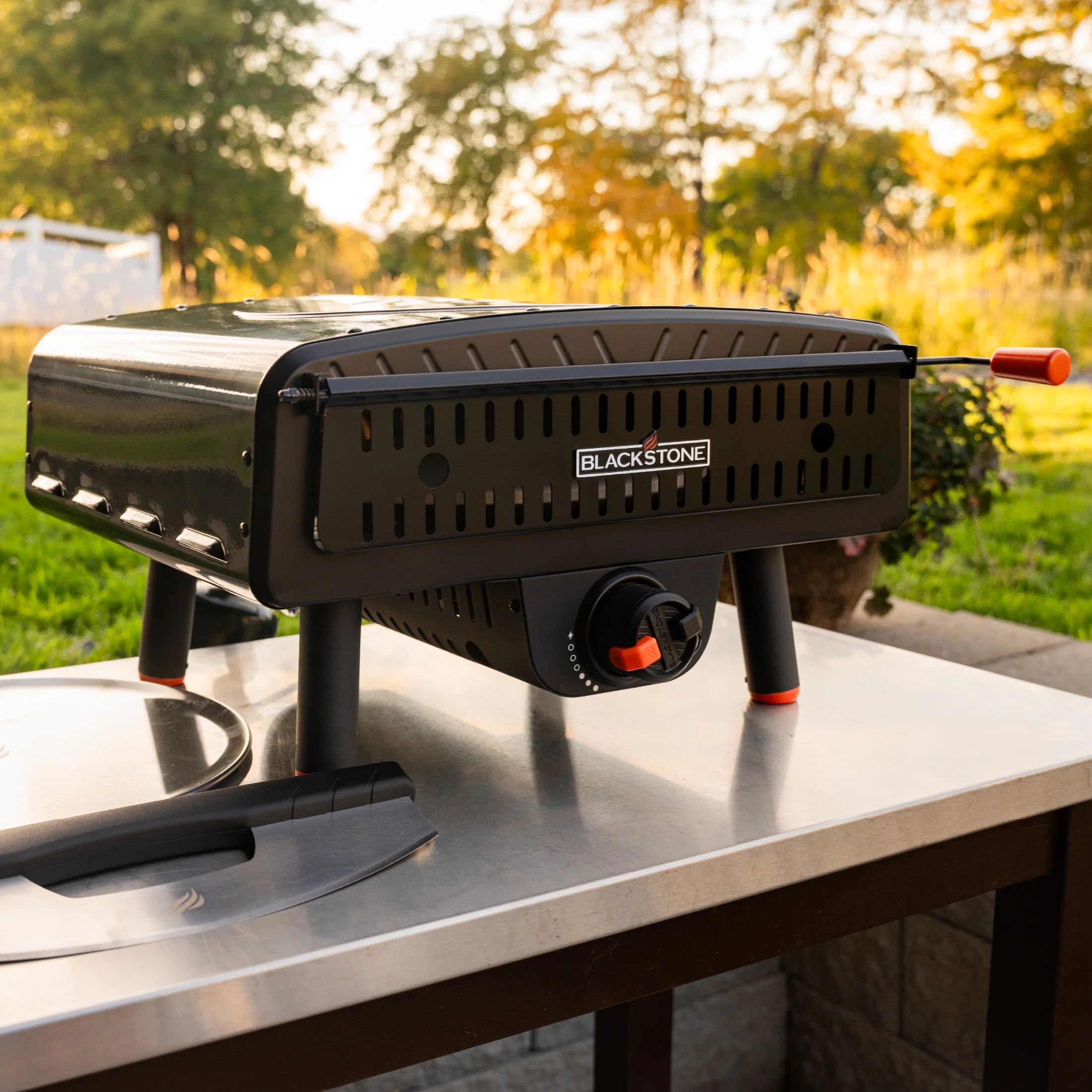 Blackstone Leggero Outdoor Pizza Oven with 13 Rotating Cordierite Stone