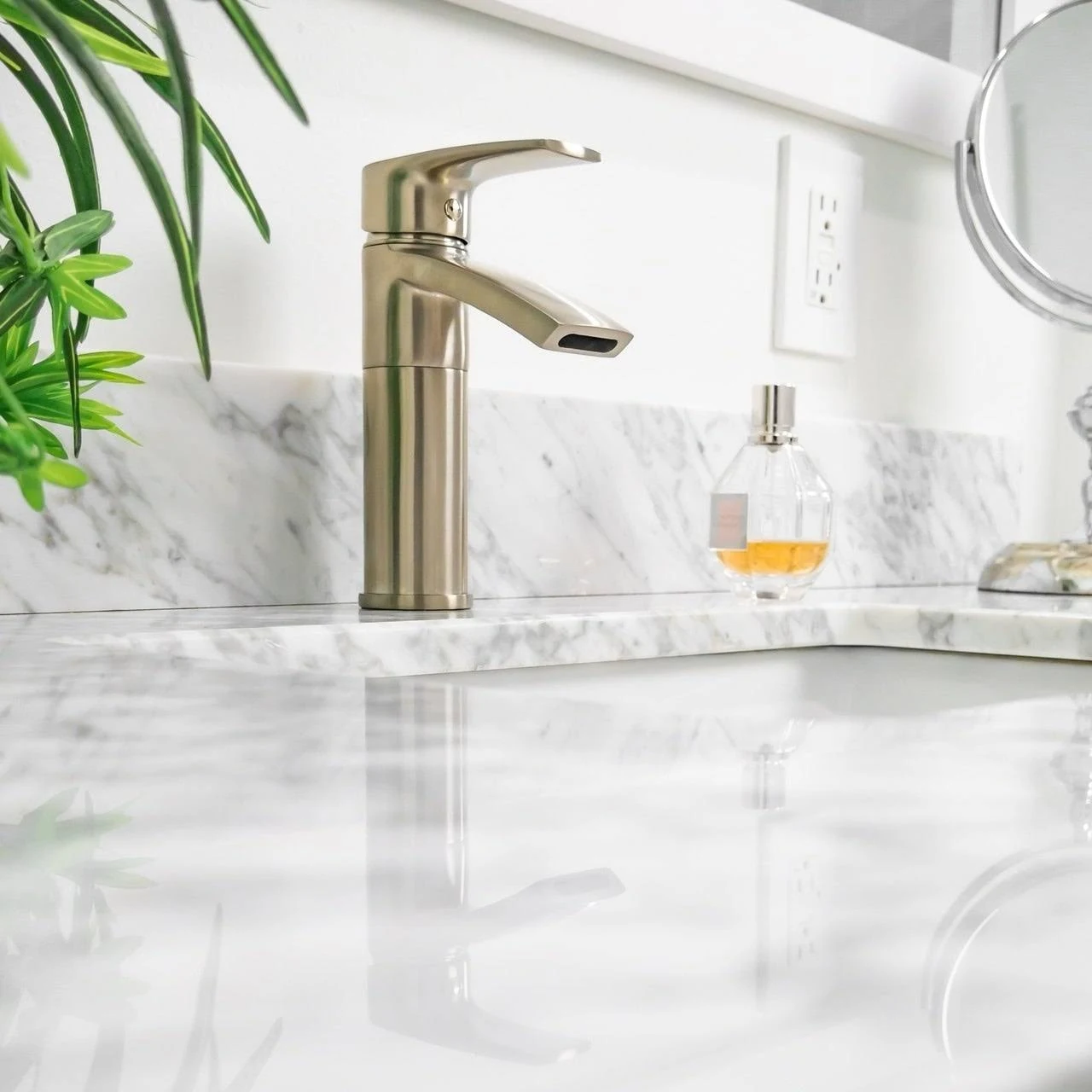 Ariana 7x22 Single Hole Bathroom Sink Faucet with Swivel Spout - Brushed Nickel