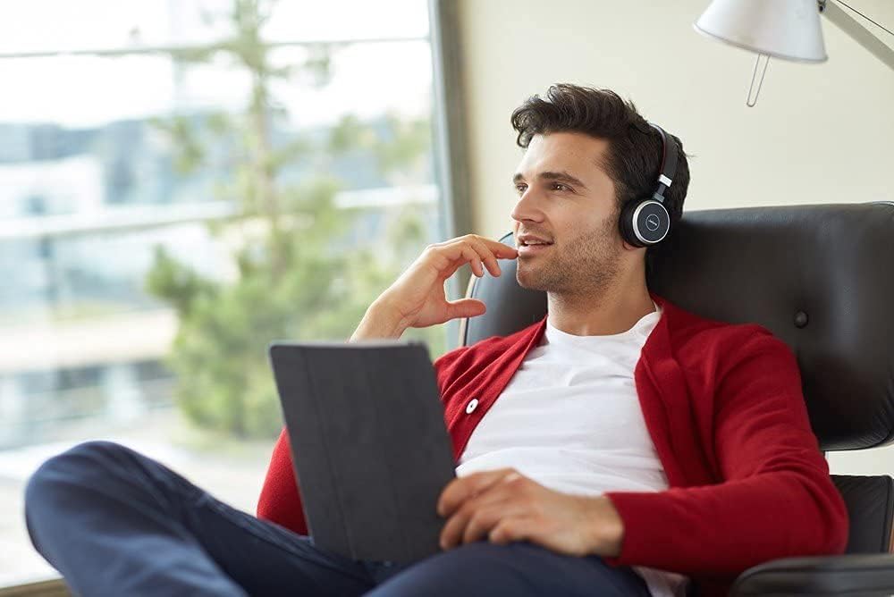 Jabra Evolve 65 Stereo Noise-Cancelling Headset with Link 370 USB Adapter and Charging Stand - Black, MS Optimized (New)