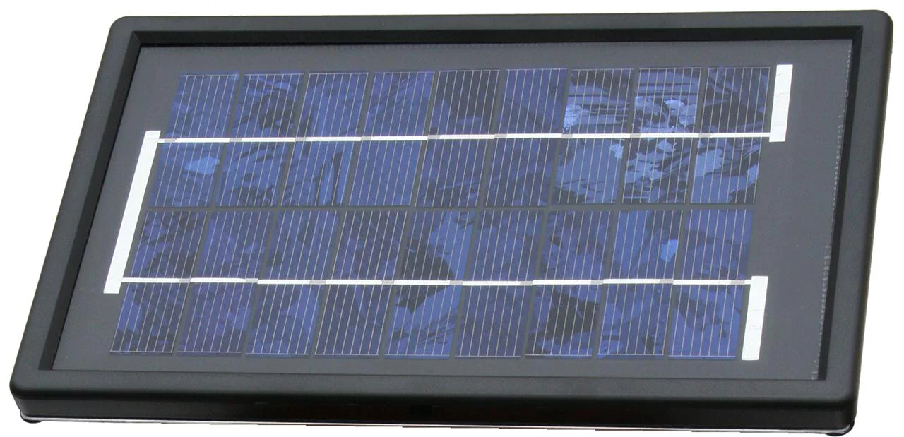Parmak DF-SP-LI Deluxe Field Solar-Pak 6 Electric Fence Charger, Solar/6 Volt Battery, 25 miles, Built-In Performance Meter, Weatherproof, Portable